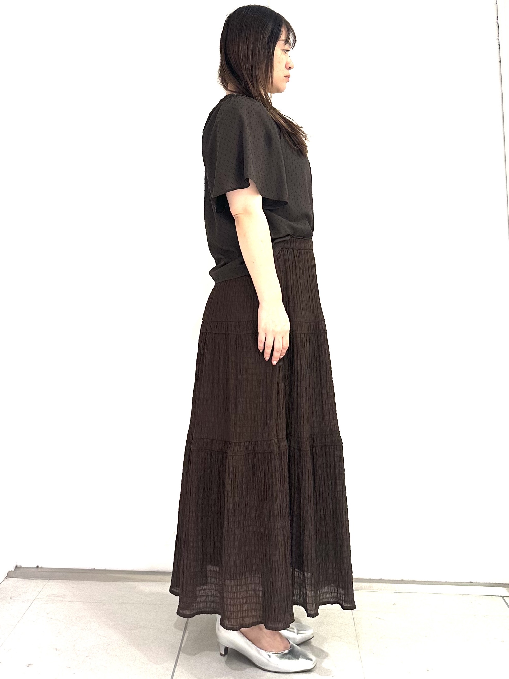 miさんの「Reflect｜ネックギャザーデザインブラウス」を使ったコーディネート