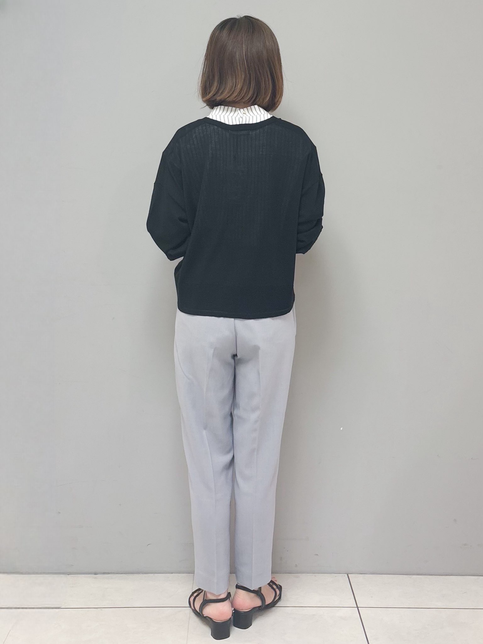 yさんの「OPAQUE.CLIP｜【接触冷感】シアーショートトッパーカーディガン《洗濯機OK／抗ピル》」を使ったコーディネート