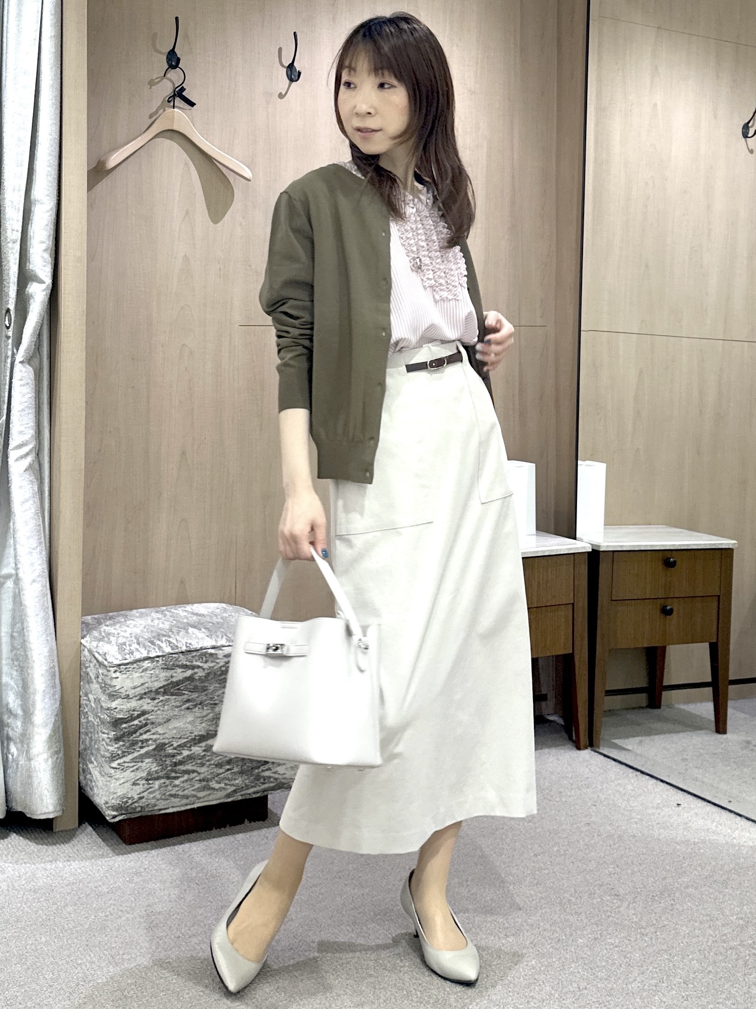 Miwaさんの「UNTITLED｜【9色展開/アンサンブル可】コットンクルーネックカーディガン」を使ったコーディネート