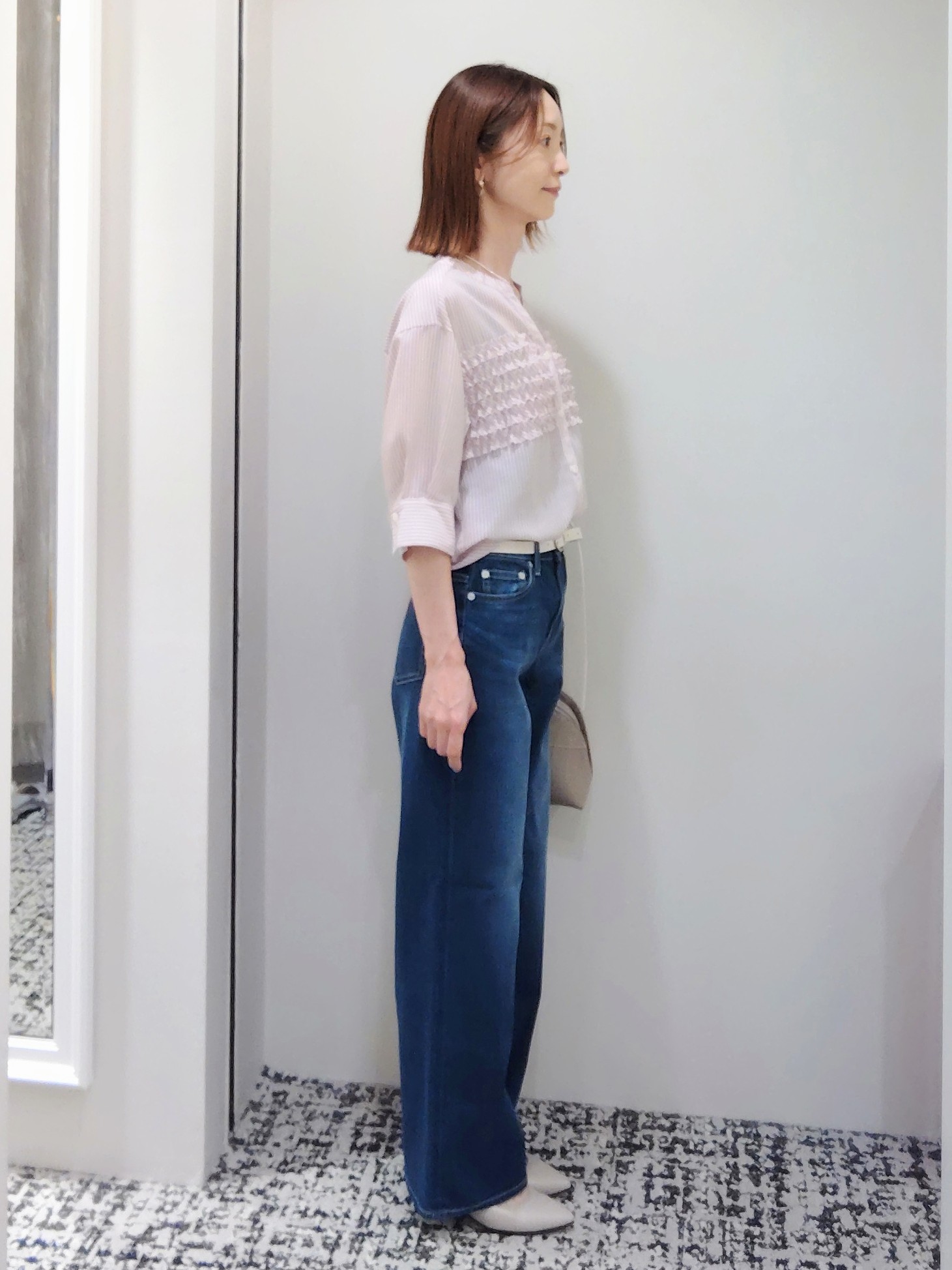 terumiさんの「UNTITLED｜【接触冷感/通気性/洗える】フロントフリルブラウス」を使ったコーディネート