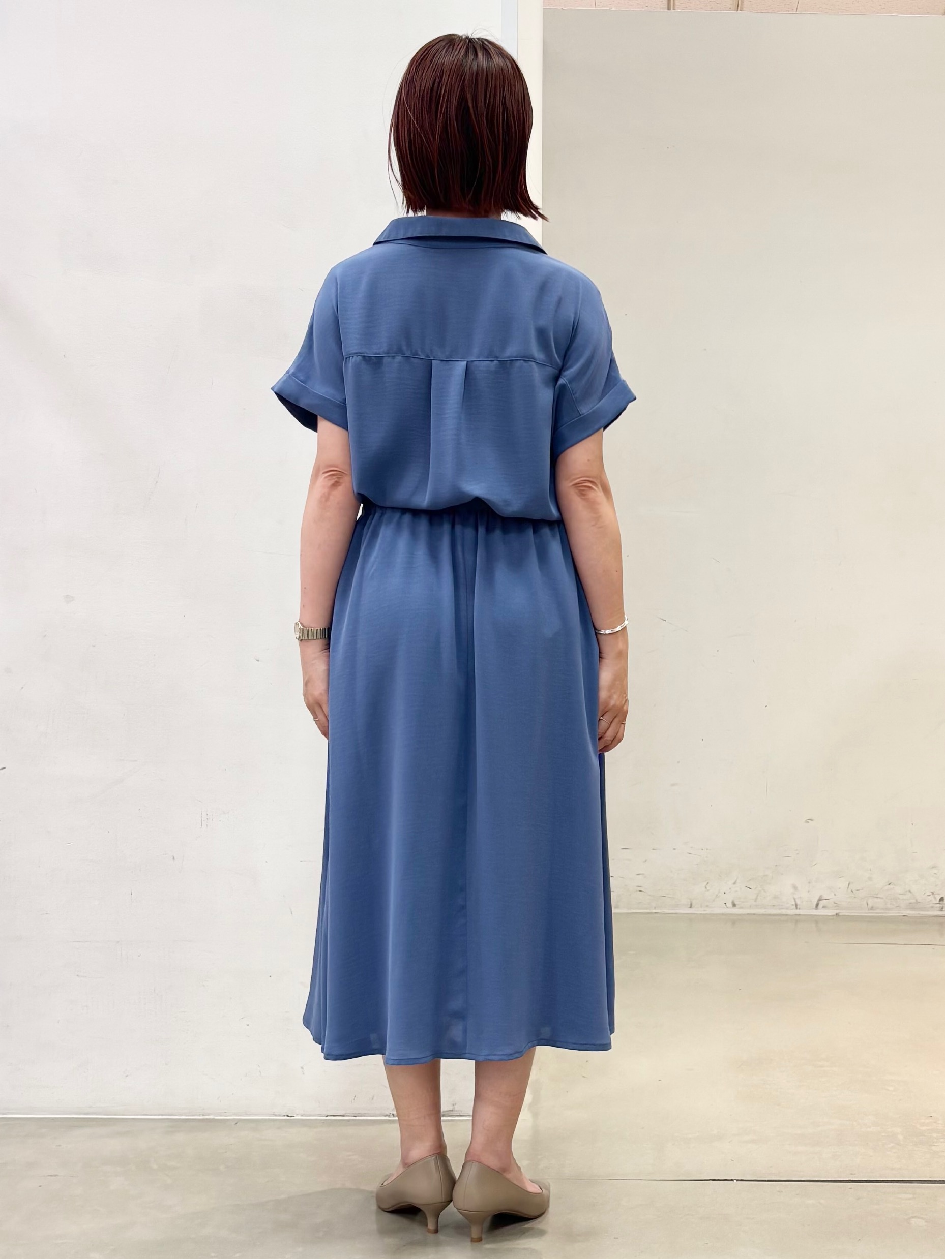 fujiさんの「THE SHOP TK｜【S-XL/ひんやり/防しわ】欲しいが詰まった 上品フィット＆フレアワンピース」を使ったコーディネート