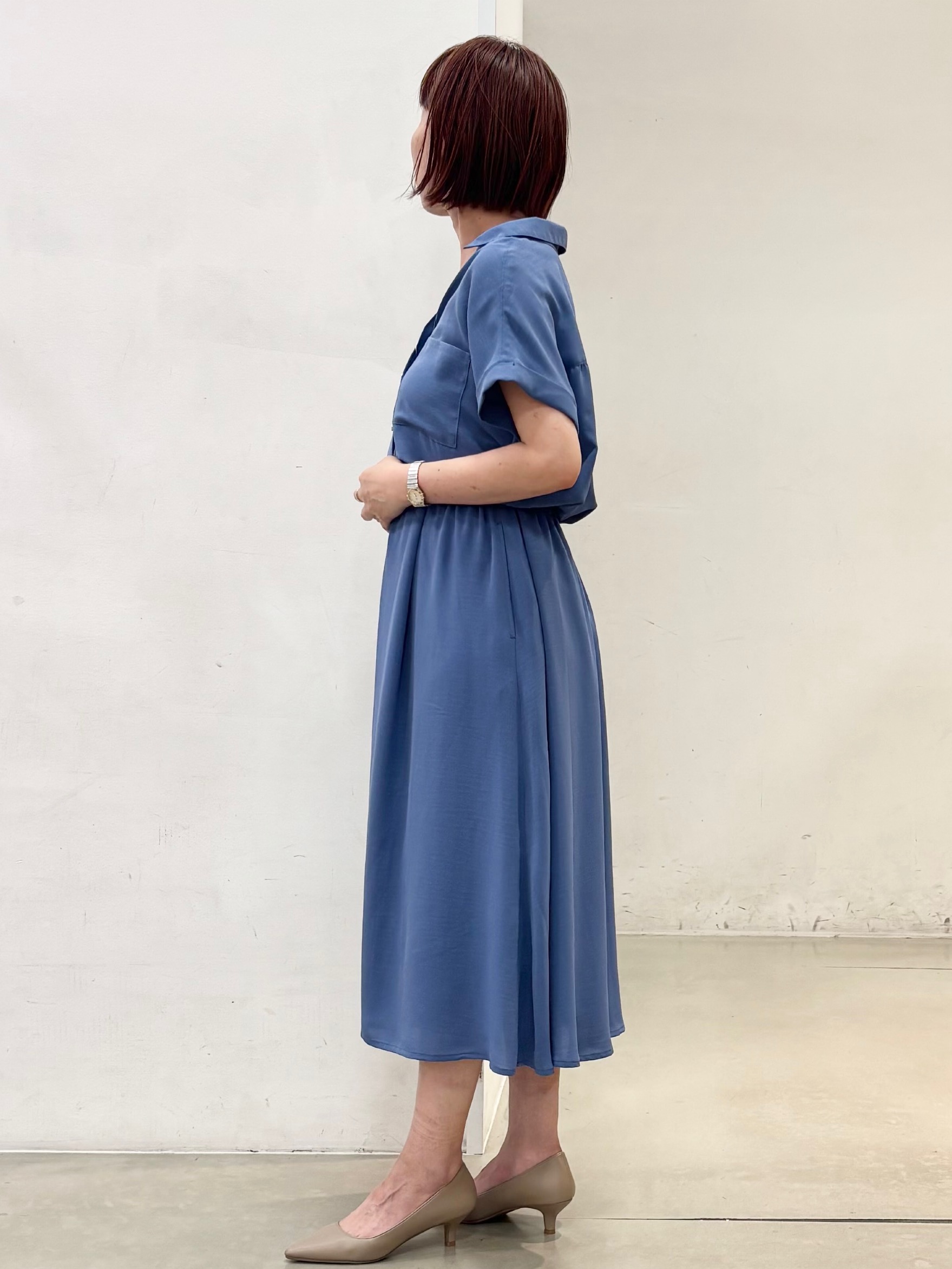 fujiさんの「THE SHOP TK｜【S-XL/ひんやり/防しわ】欲しいが詰まった 上品フィット＆フレアワンピース」を使ったコーディネート