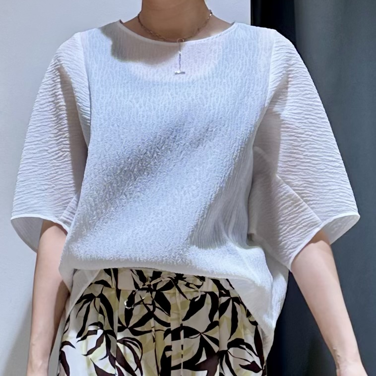 YORIKOさんの「INDIVI｜【華奢見え】ジャカード ドルマントップス」を使ったコーディネート