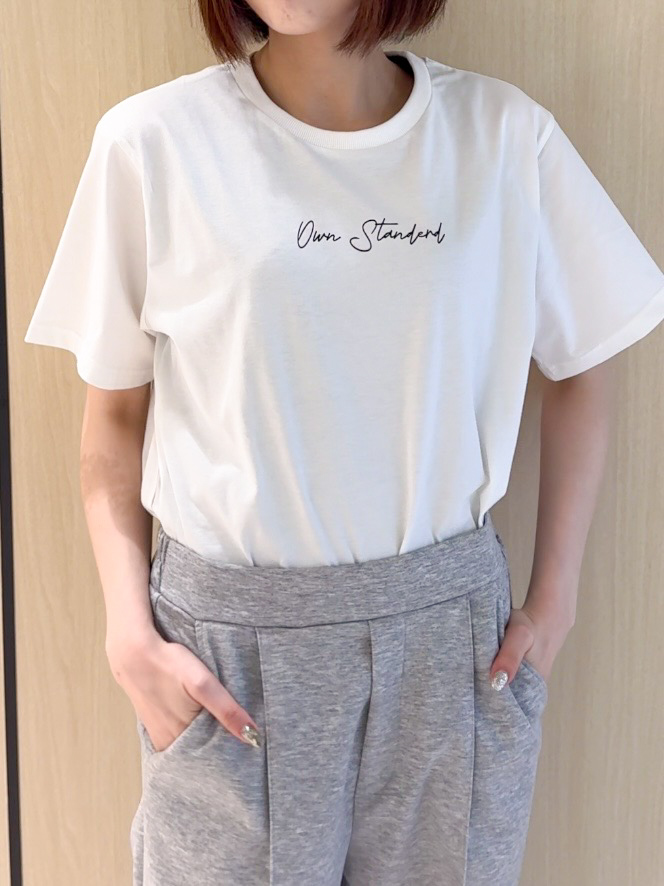 𝐜𝐡𝐢𝐤𝐚さんの「SHOO･LA･RUE｜【ひんやり/吸水速乾/セットアップ可】羽織るだけで主役になる サッカーストライプシャツジャケット」を使ったコーディネート