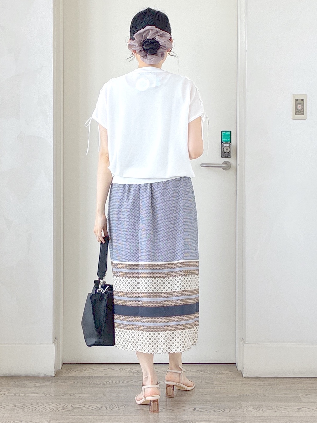  beni_gingerさんの「Reflect｜レースアップスリーブデザインニット」を使ったコーディネート