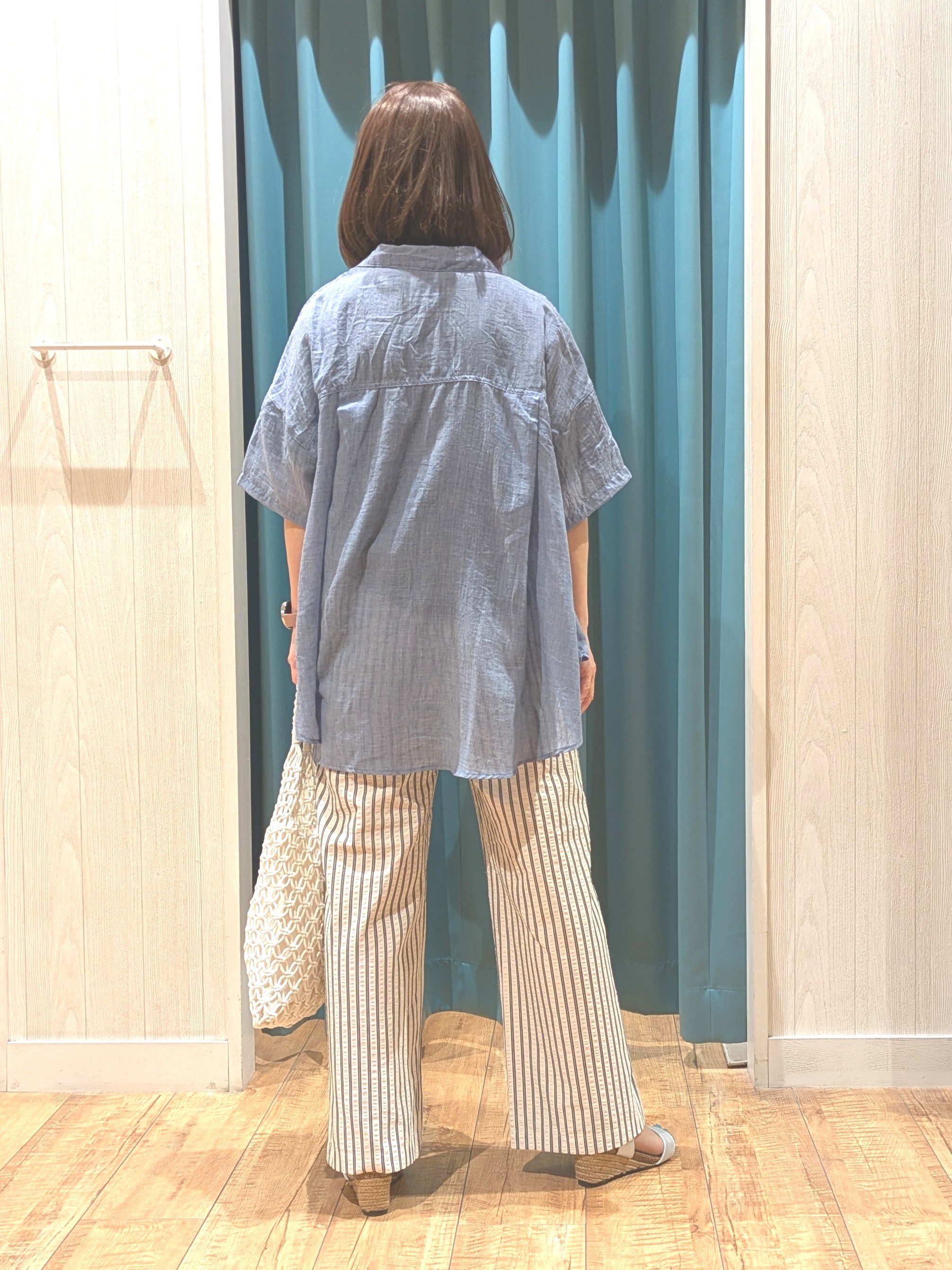 ゆーさんさんの「SHOO･LA･RUE｜ヒップがすっぽり隠れる やわらか5分袖シアーシャツ」を使ったコーディネート