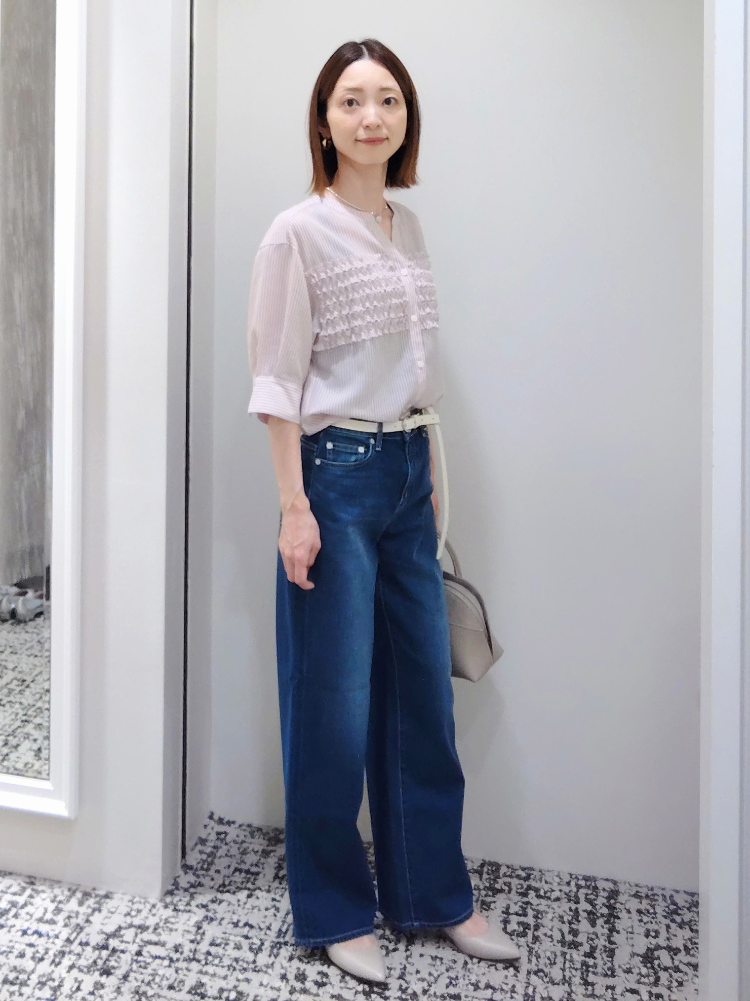 terumiさんの「UNTITLED｜【接触冷感/通気性/洗える】フロントフリルブラウス」を使ったコーディネート