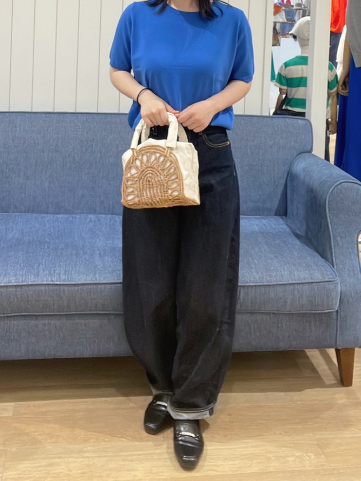AYAさんの「Dessin｜【9色展開/接触冷感/UVカット】ドライタッチサマーニットT」を使ったコーディネート