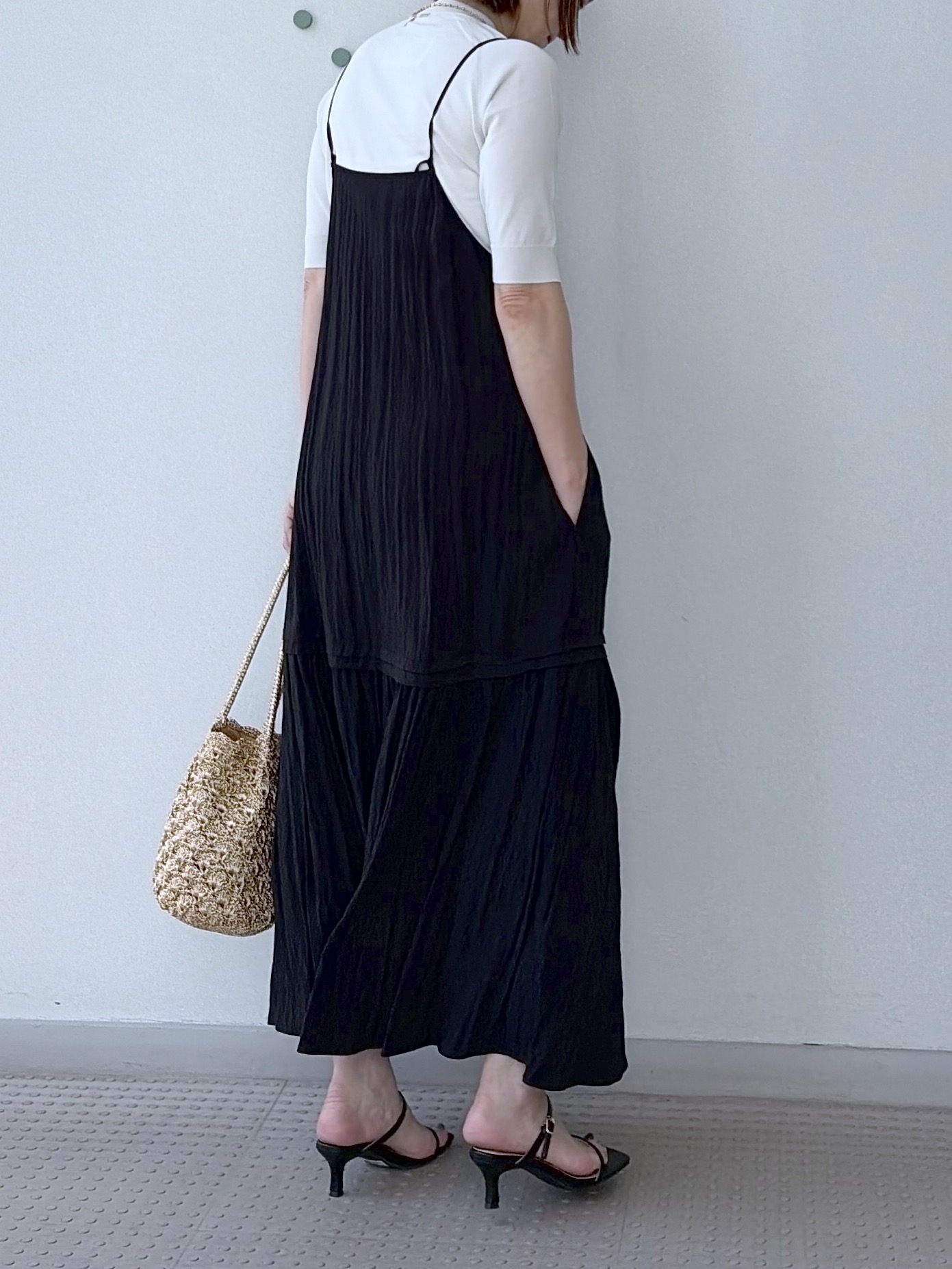 yoshikadoさんの「DRESSTERIOR｜【ウォッシャブル】コットンシルクハーフスリーブニット」を使ったコーディネート