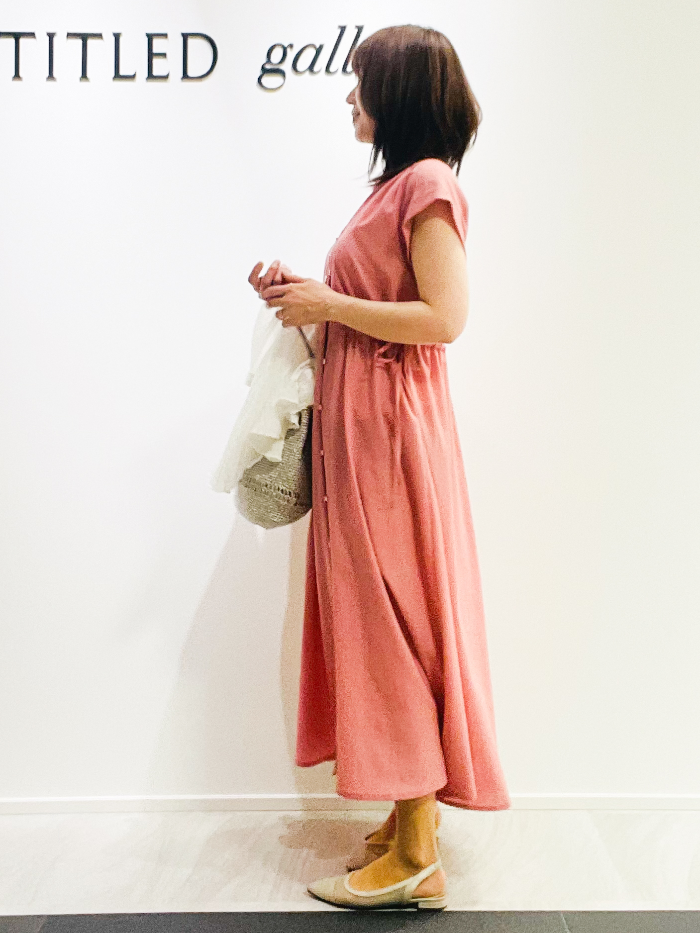 めいさんの「UNTITLED｜【通気性あり／涼しい／マシンウォッシャブル】フロントボタンワンピース」を使ったコーディネート