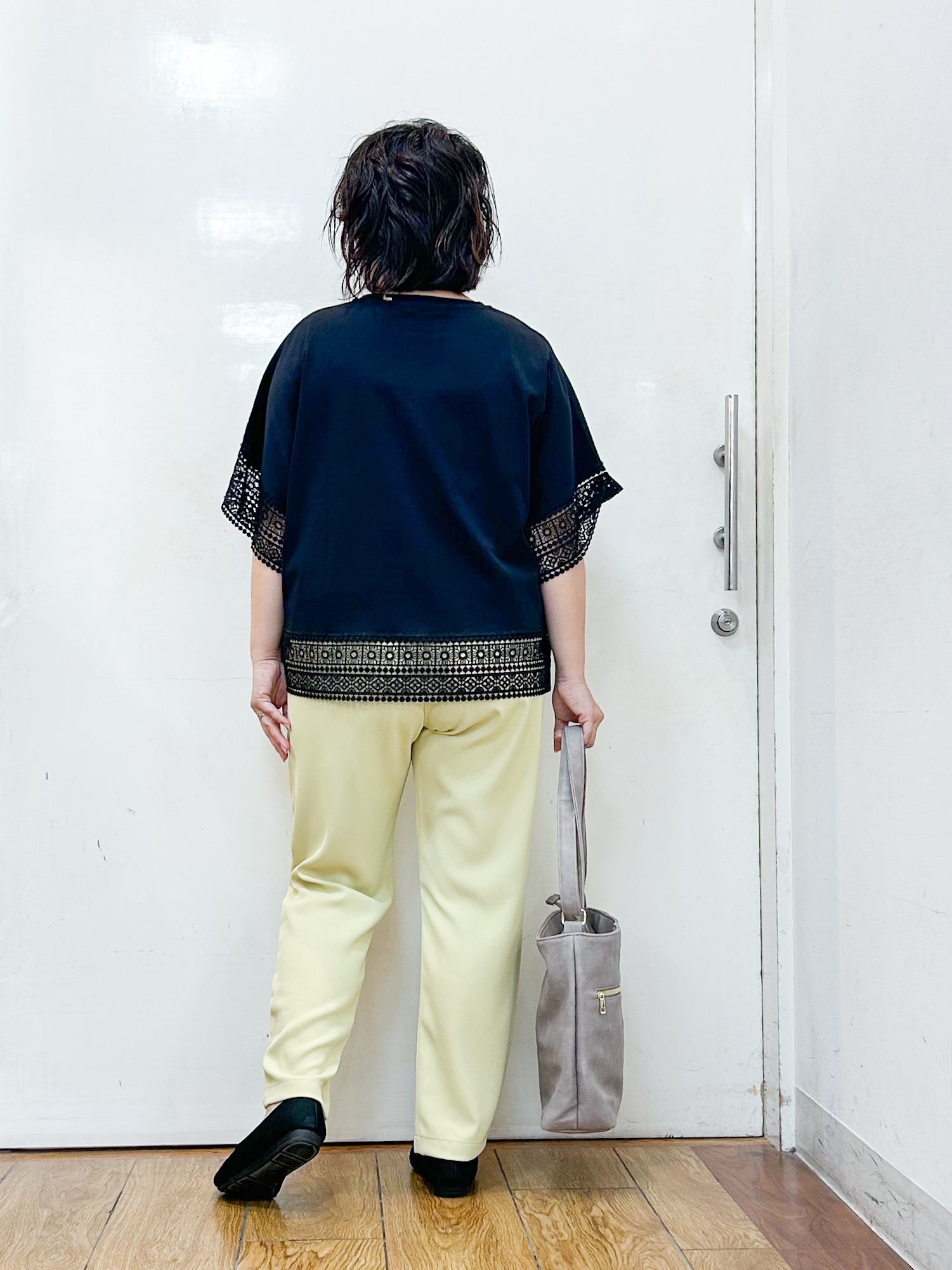 haruさんの「SHOO･LA･RUE｜【洗濯機可/ひんやり/体型カバー/S-LL】レース使いがポイント デザインTシャツ」を使ったコーディネート