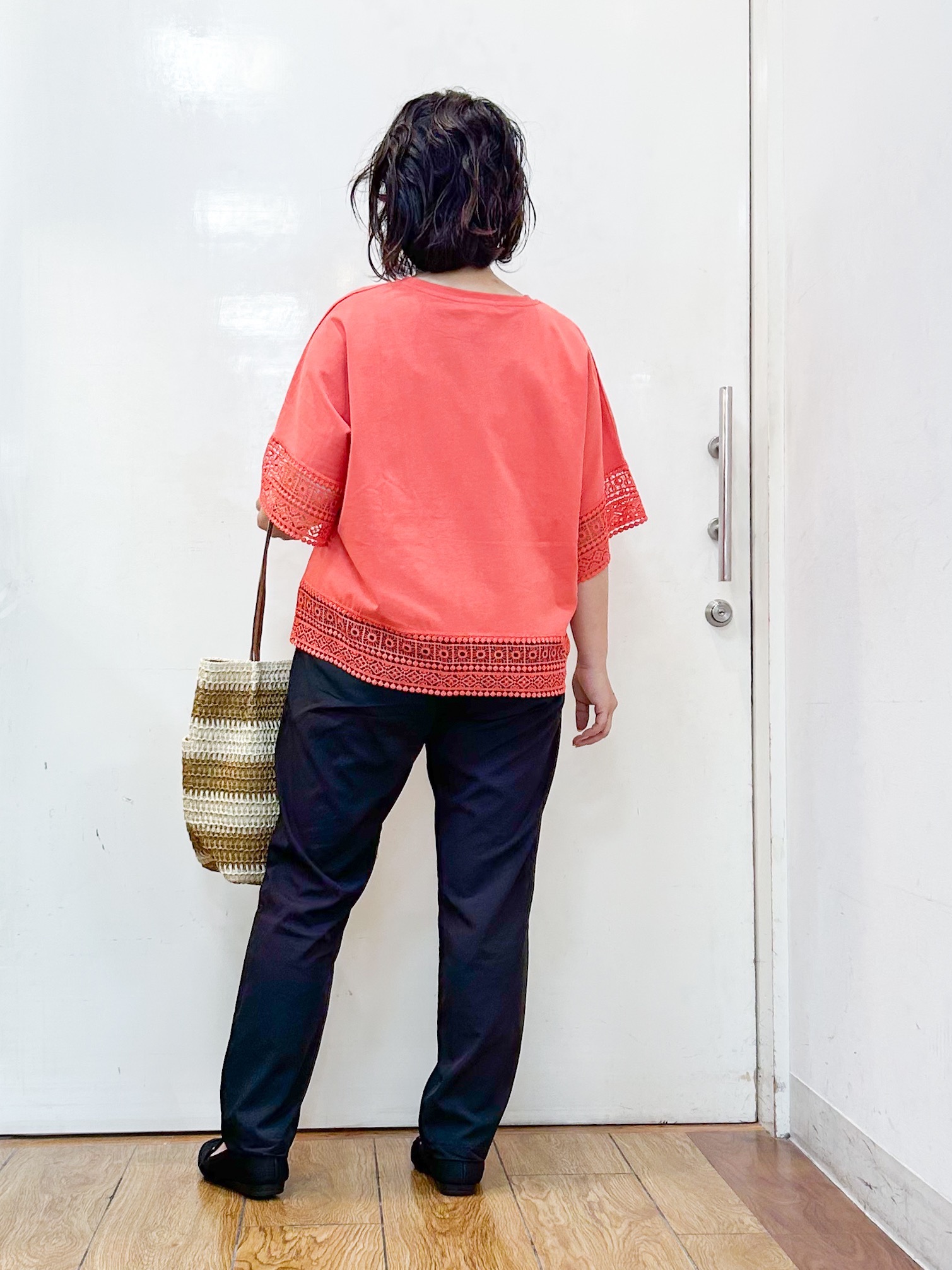 haruさんの「SHOO･LA･RUE｜【洗濯機可/ひんやり/体型カバー/S-LL】レース使いがポイント デザインTシャツ」を使ったコーディネート