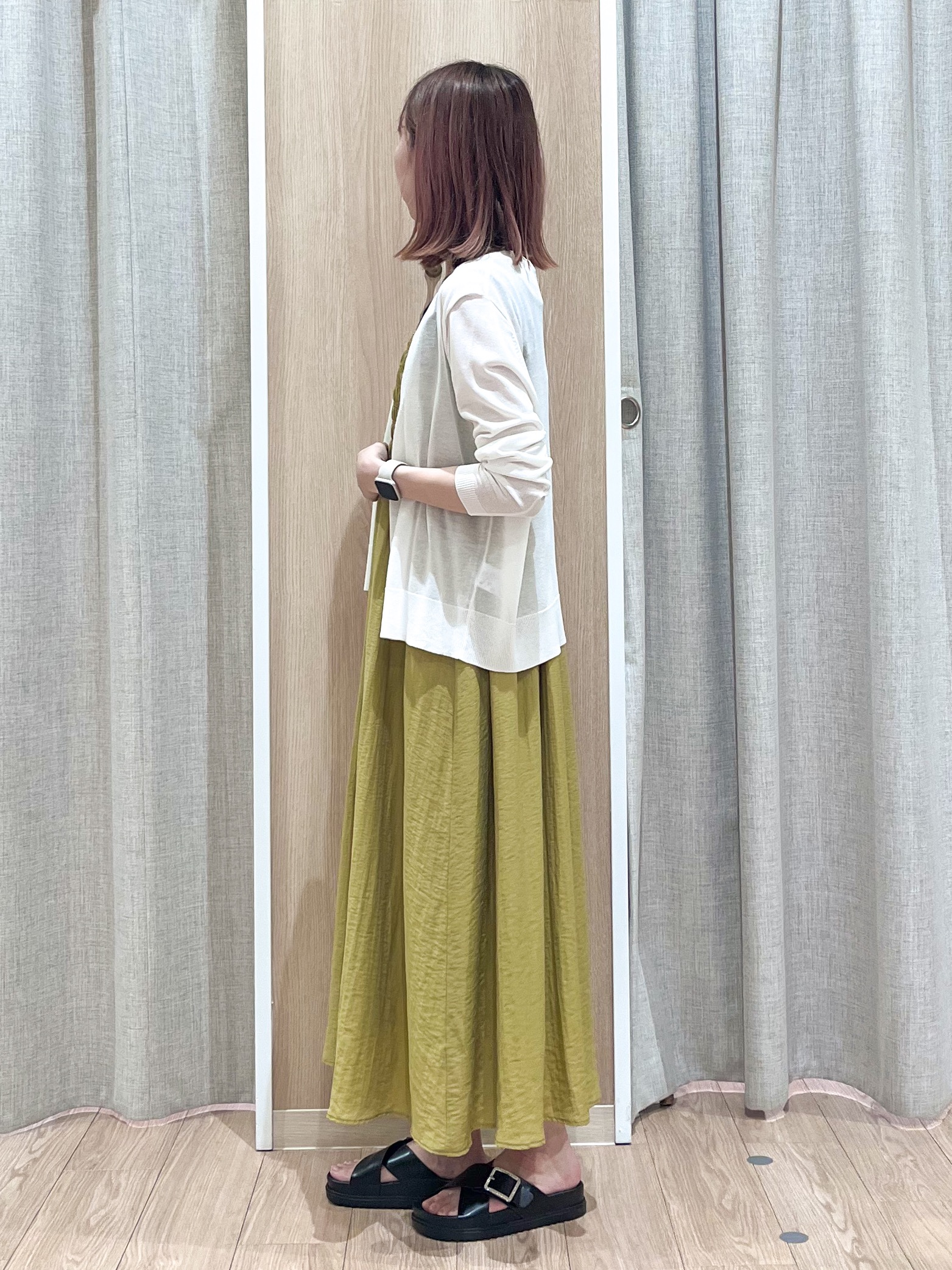 みーちゃんさんの「grove｜高評価！【接触冷感／UVカットetc】ベーシックショートカーディガン」を使ったコーディネート