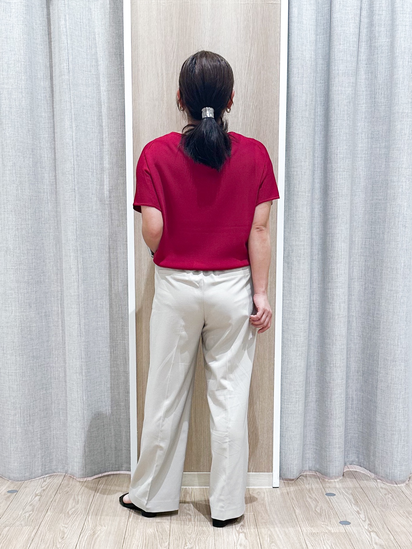 naoさんの「grove｜【シリーズ累計36万枚！名品ニット】やわらかドライタッチ ドルマンニット」を使ったコーディネート