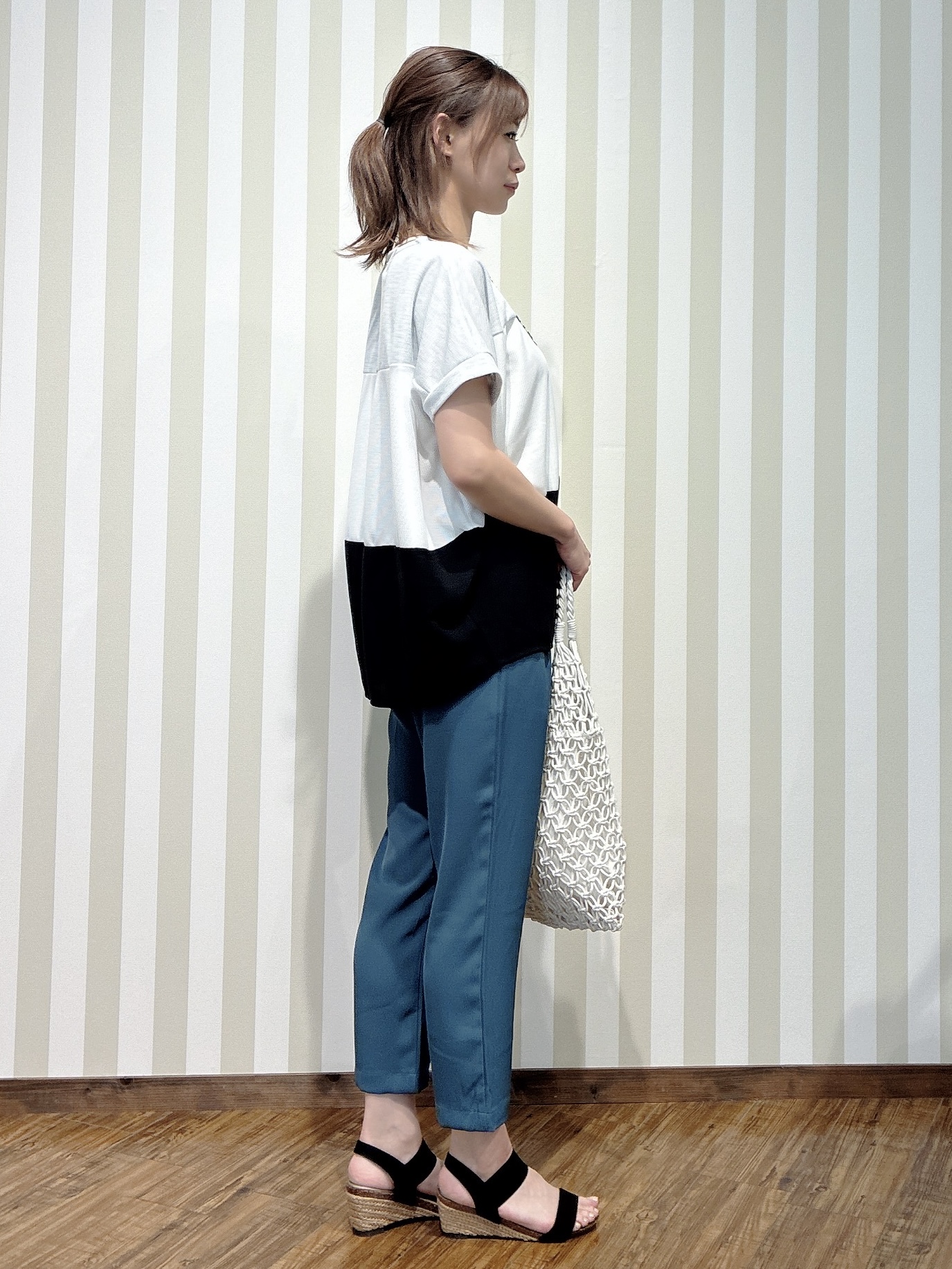 hassssyさんの「SHOO･LA･RUE｜【S-LL/洗濯機可/体型カバー】1枚で主役になる 3段切替 ドルマンＴシャツ」を使ったコーディネート