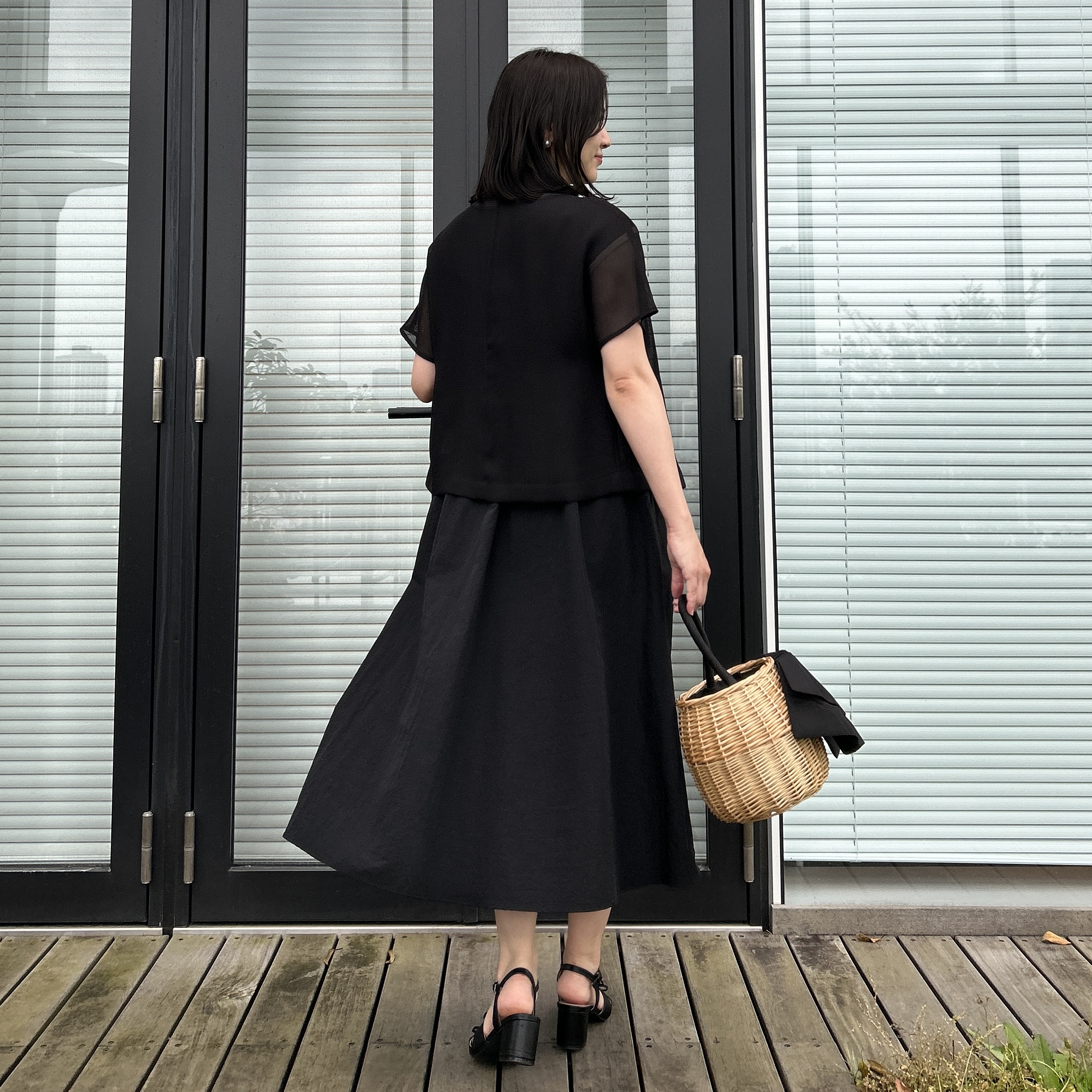 shinoさんの「Couture brooch｜【洗える】メッシュ調 半袖ジャケット」を使ったコーディネート