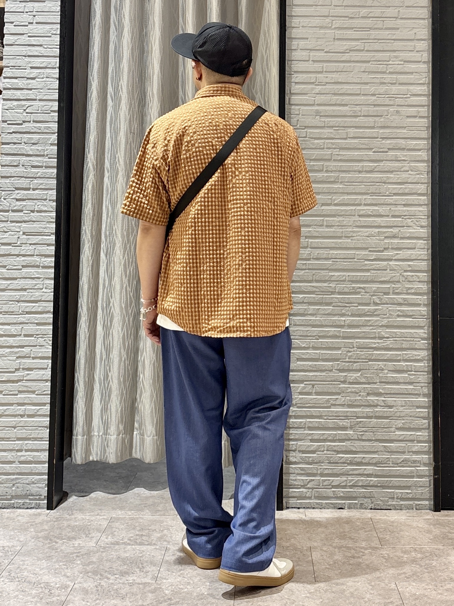 Pーyamaさんの「THE SHOP TK｜サッカー ギンガムチェック 半袖シャツ 洗濯機OK」を使ったコーディネート