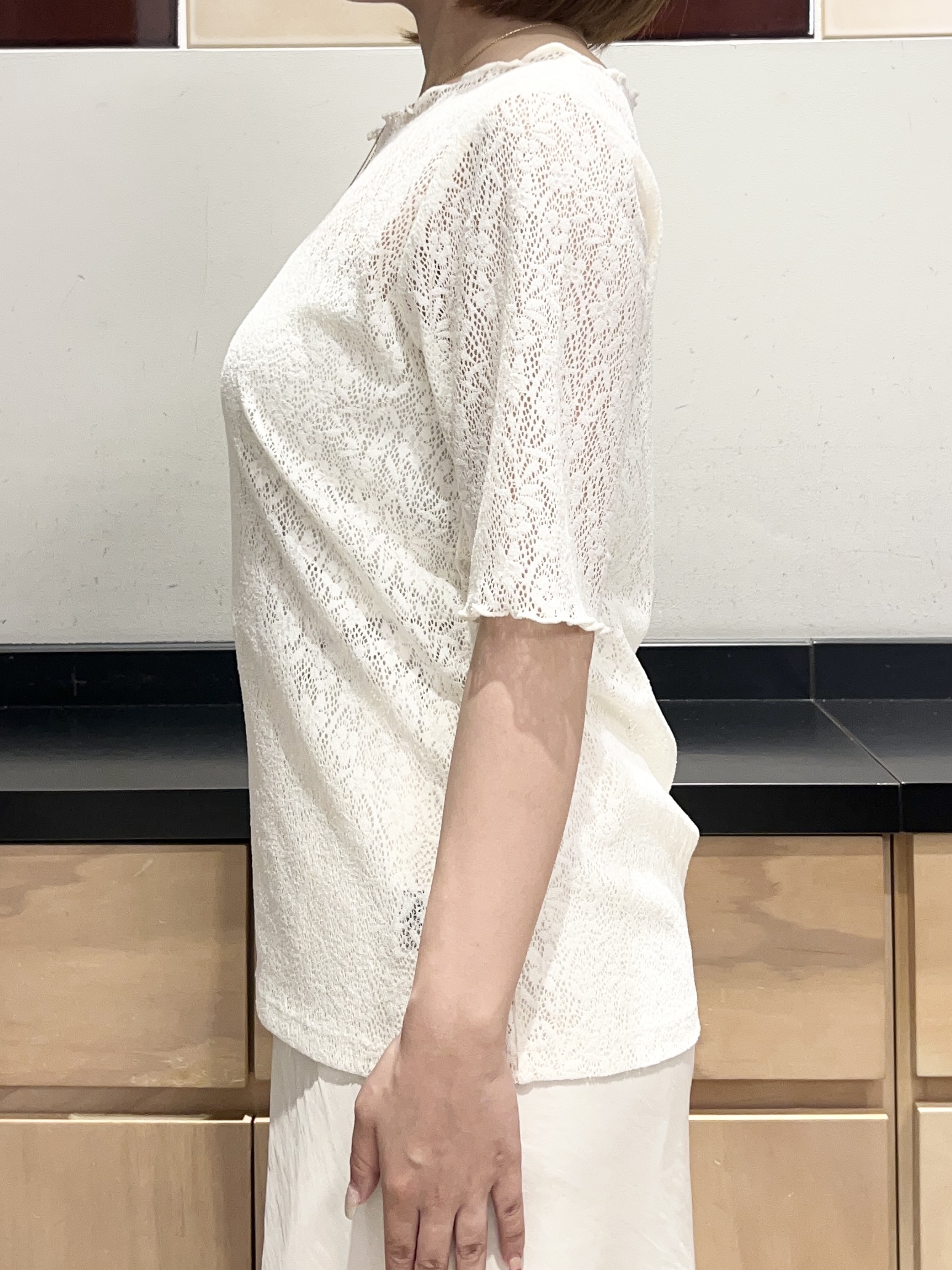 かのさんの「THE SHOP TK｜繊細で上品な レース5分袖トップス」を使ったコーディネート