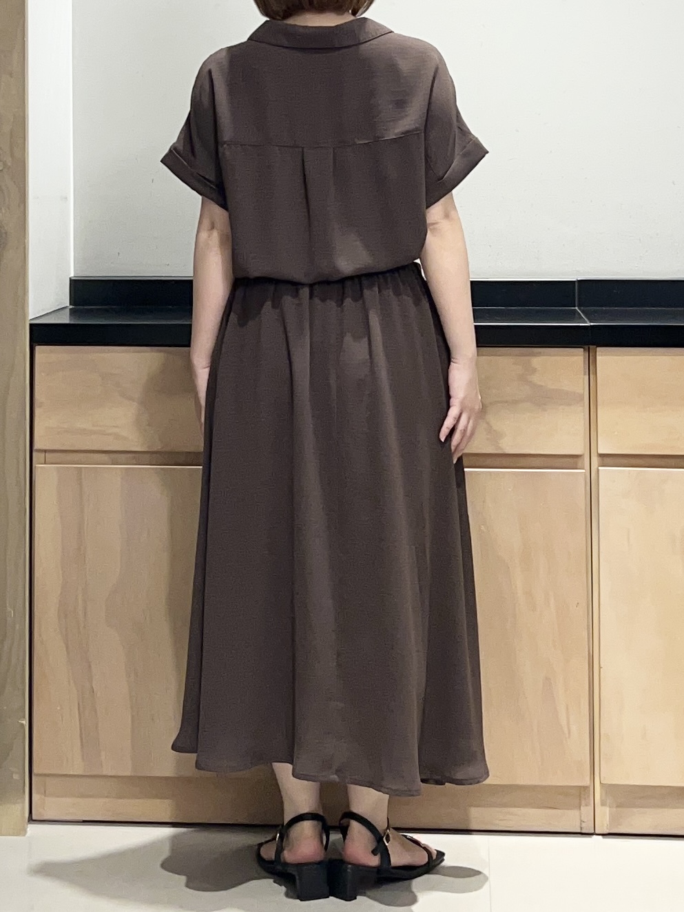 かのさんの「THE SHOP TK｜【S-XL/ひんやり/防しわ】欲しいが詰まった 上品フィット＆フレアワンピース」を使ったコーディネート