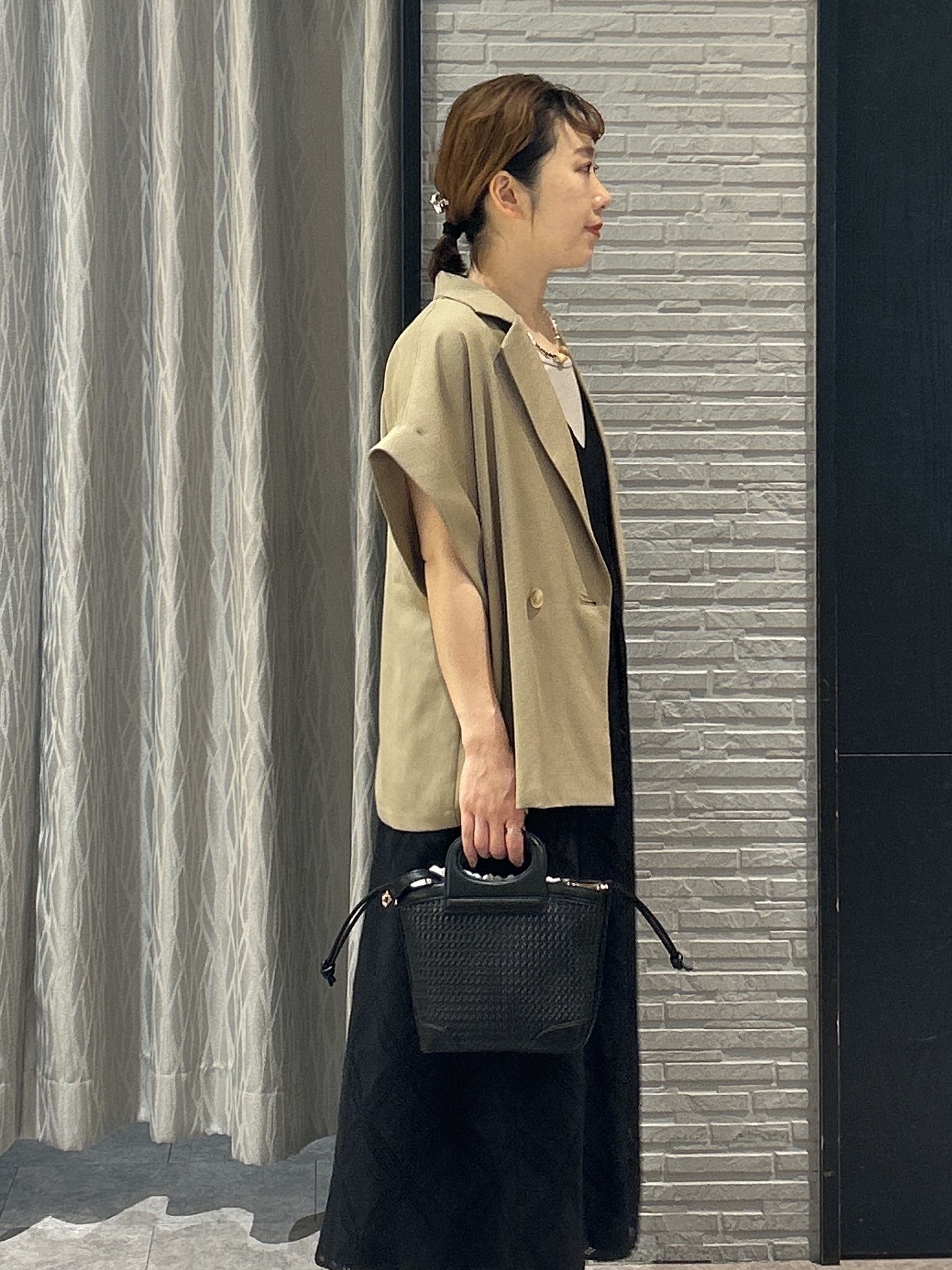 ga_riさんの「THE SHOP TK｜【夏の通勤スタイルに】涼やかな着心地 麻調ダブルブレストジャケット」を使ったコーディネート