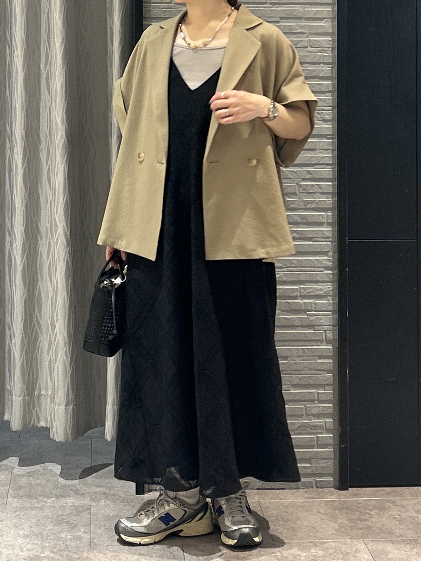 ga_riさんの「THE SHOP TK｜【夏の通勤スタイルに】涼やかな着心地 麻調ダブルブレストジャケット」を使ったコーディネート