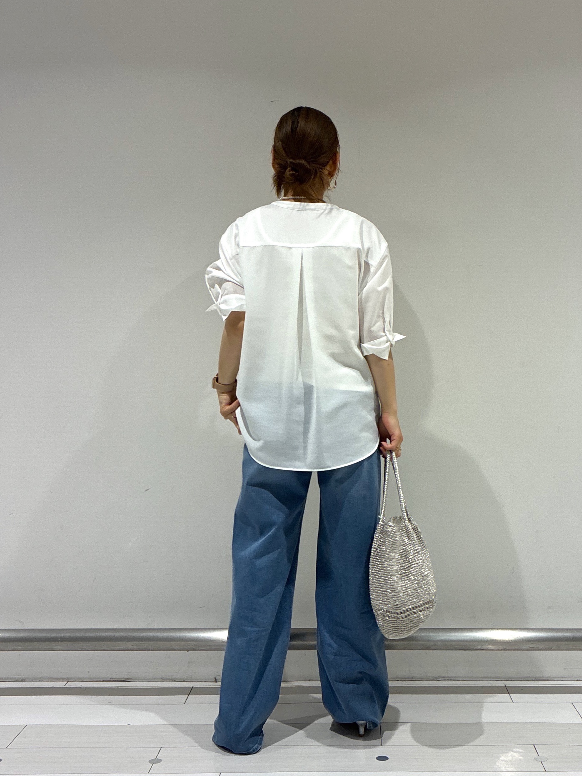 Rinさんの「UNTITLED｜【接触冷感/通気性/洗える】フロントフリルブラウス」を使ったコーディネート