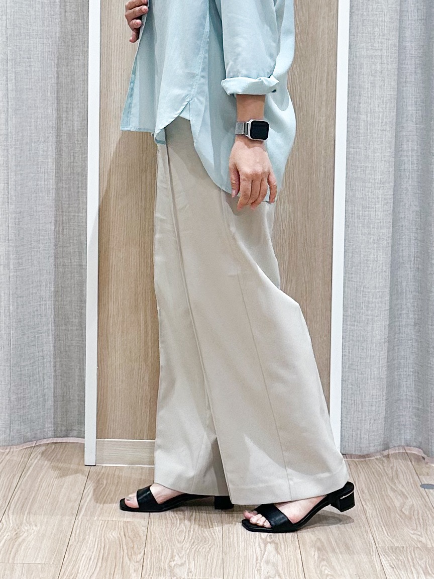 naoさんの「grove｜【洗濯機OK・ひんやり】朝晩の気温差に◎軽やかシアーシャツ」を使ったコーディネート