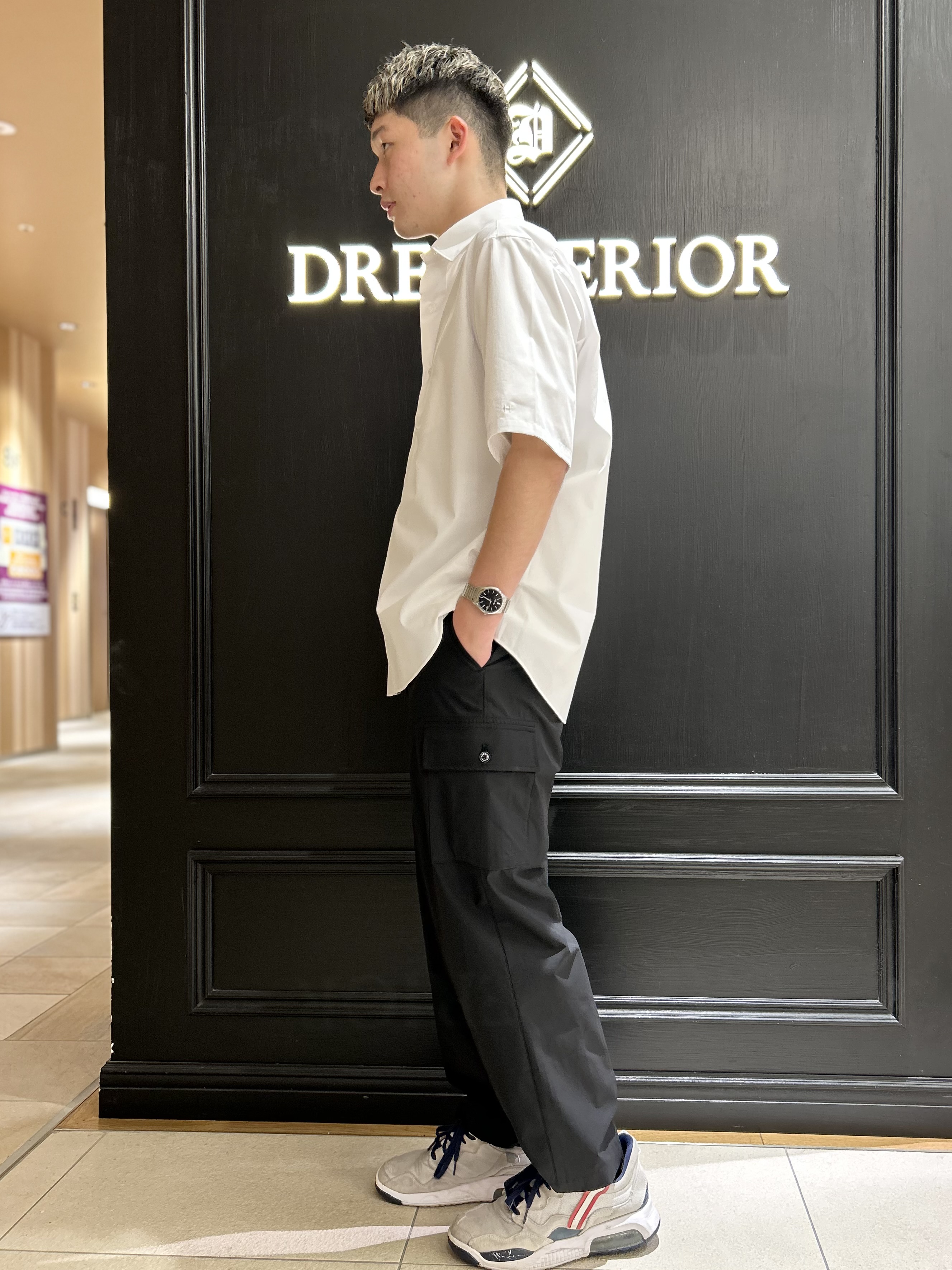 千葉亮太さんの「DRESSTERIOR｜【干場義雅&times;DRESSTERIOR】シドグラスシャツ」を使ったコーディネート