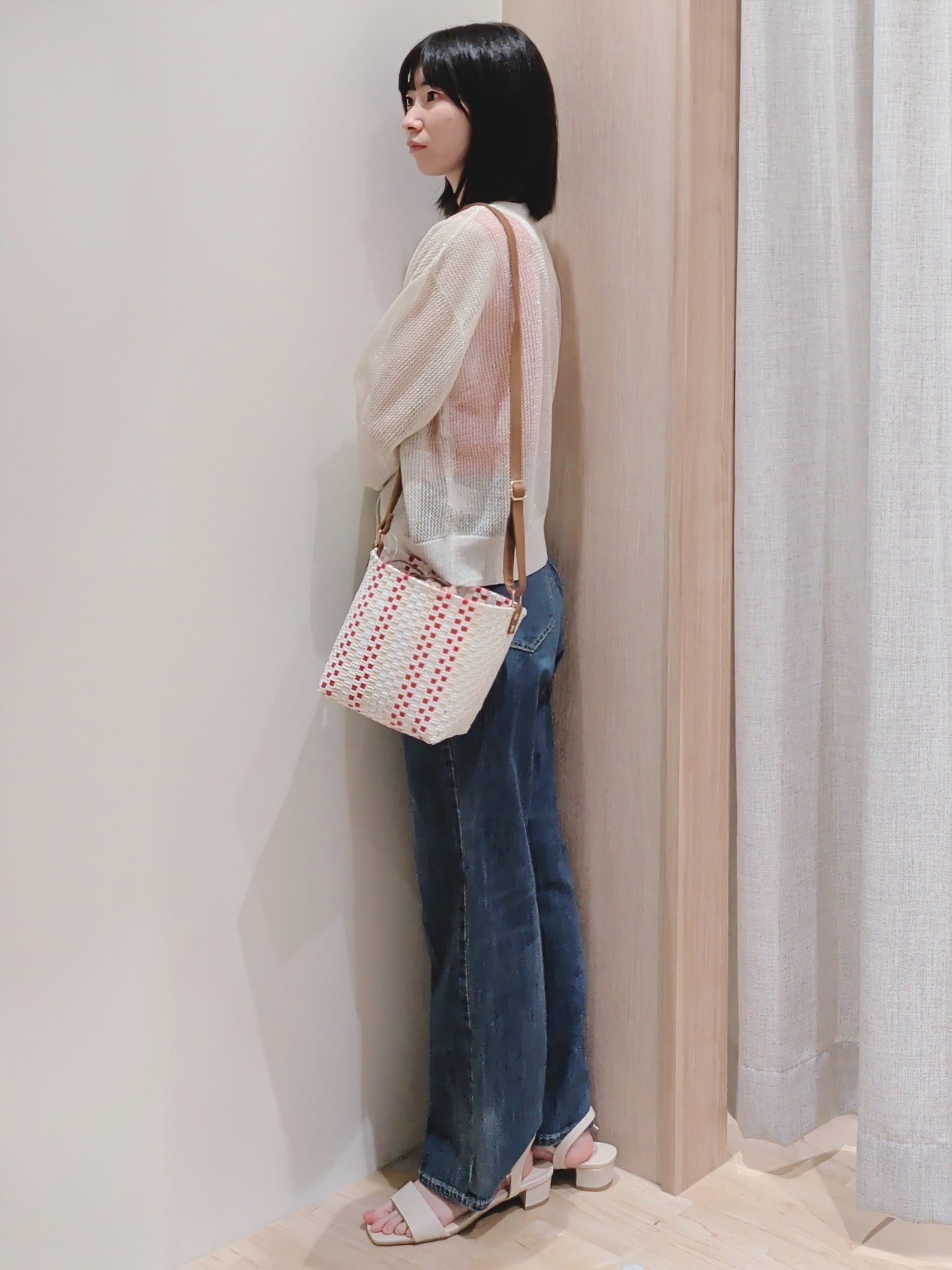 Yuiさんの「grove｜【貴島明日香さん着用】ラメメッシュキーネックカーディガン」を使ったコーディネート