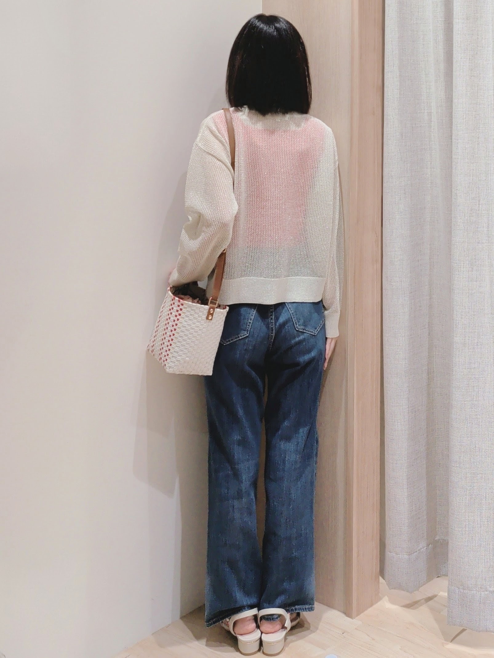 Yuiさんの「grove｜【貴島明日香さん着用】ラメメッシュキーネックカーディガン」を使ったコーディネート