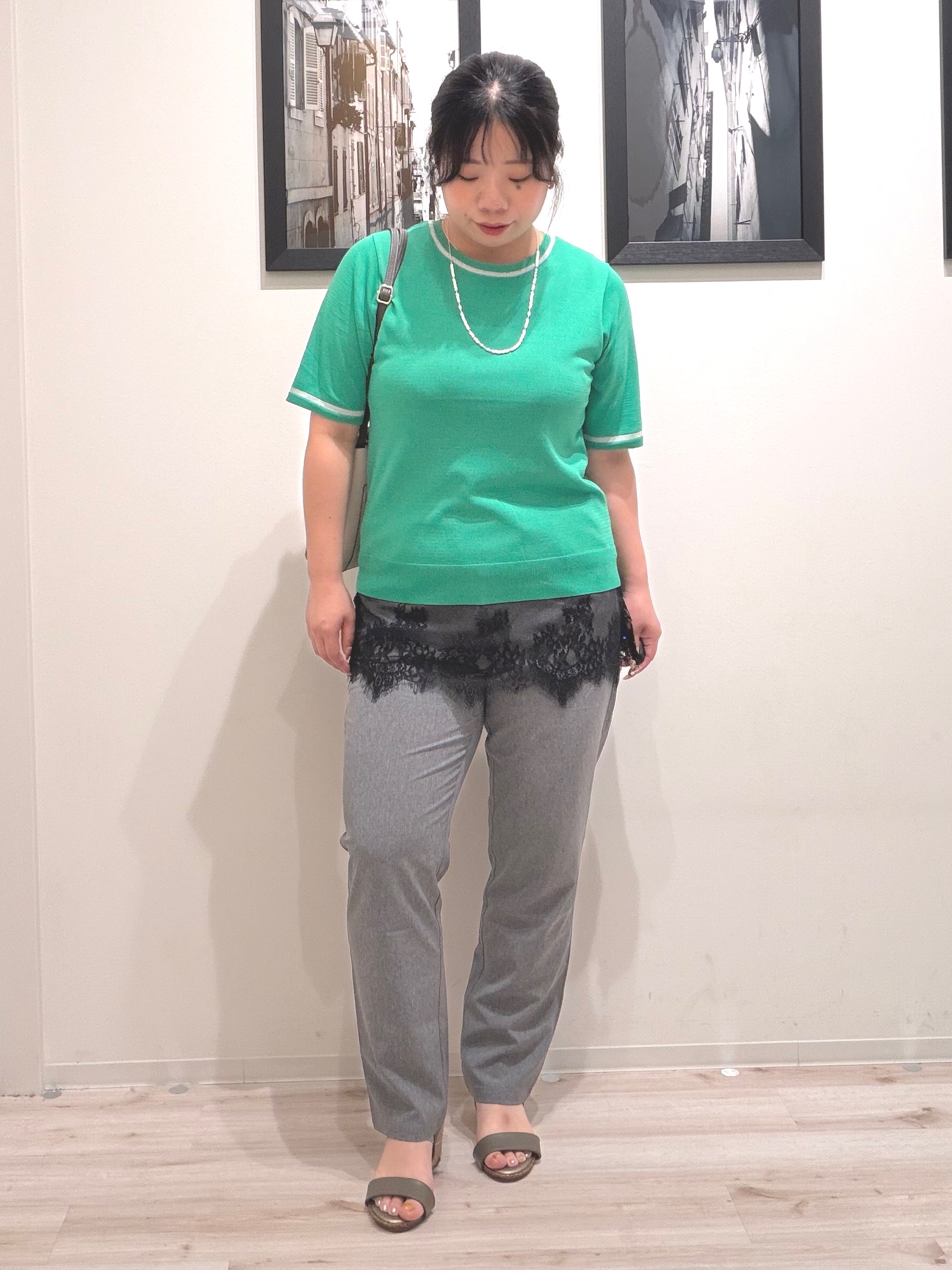 まちゃんなちゃんさんの「SHOO･LA･RUE｜【前後2WAY/S-LL】レイヤードの幅が広がる 裾レースタンクトップ」を使ったコーディネート