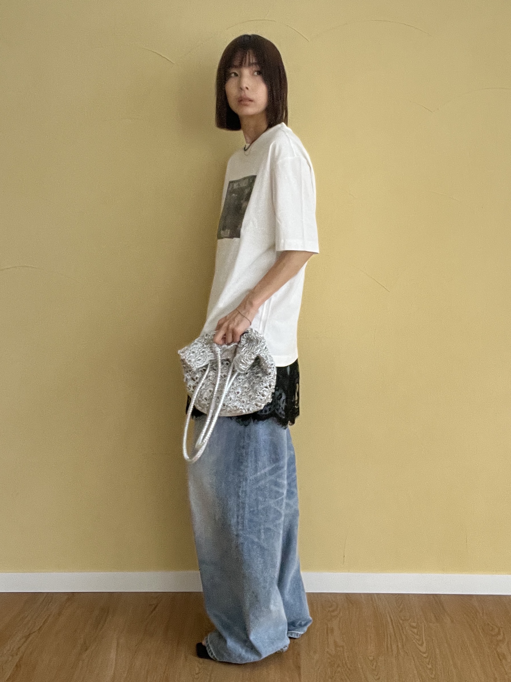 misaさんの「DRESSTERIOR｜ヴィンテージ加工ワイドデニムパンツ」を使ったコーディネート