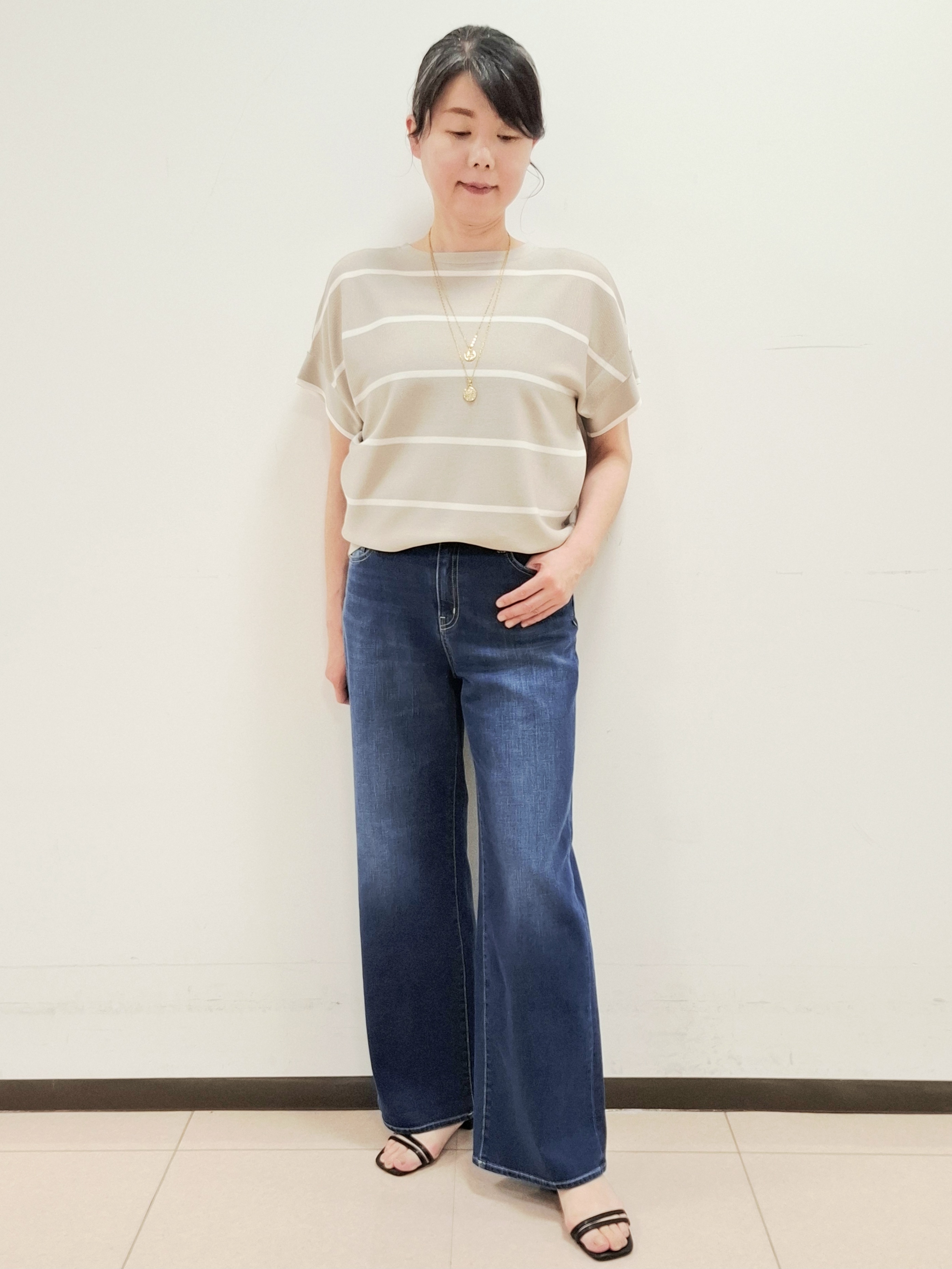 ねぎさんの「UNTITLED｜【11色展開/体型カバー】前後2WAYフレンチスリーブニット」を使ったコーディネート