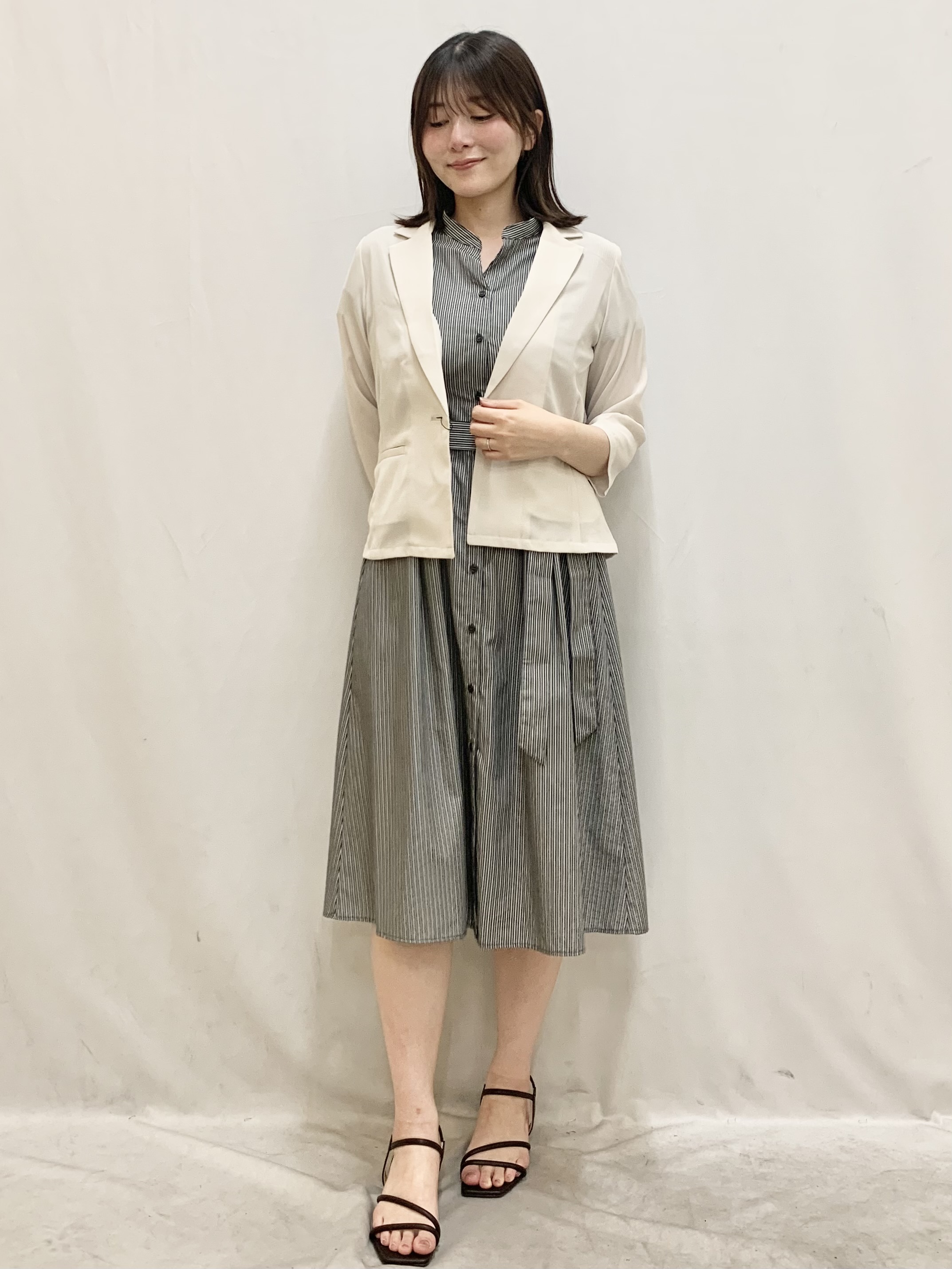 kasumiさんの「index｜【接触冷感／防シワ】ひんやり7分袖テーラードジャケット《洗濯機OK》」を使ったコーディネート