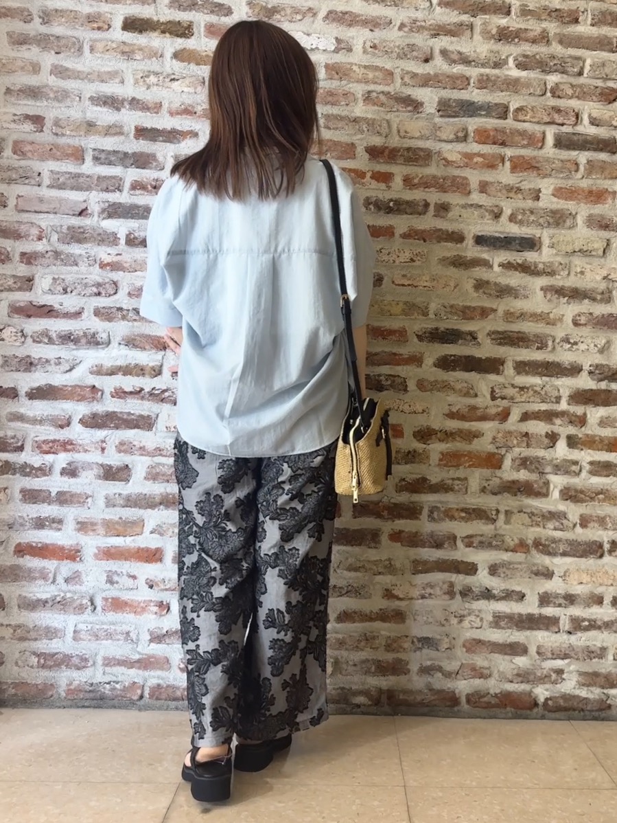tokiさんの「THE SHOP TK｜【高レビュー/体型カバー】さらっと快適 ドルマン5分袖ブラウス」を使ったコーディネート