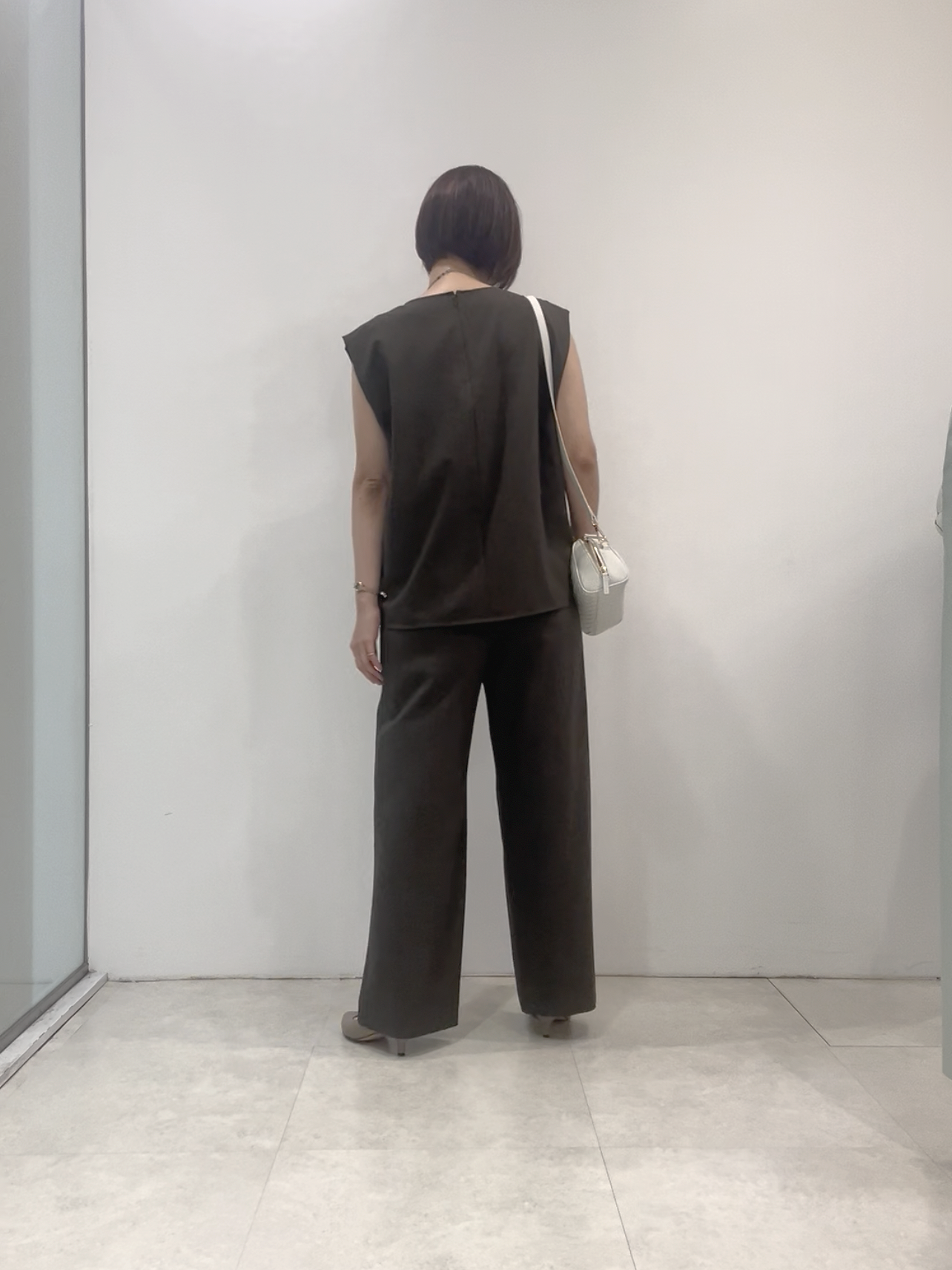 まどかさんの「UNTITLED｜【手洗い可／セットアップ可】フロント裾ギャザープルオーバー」を使ったコーディネート