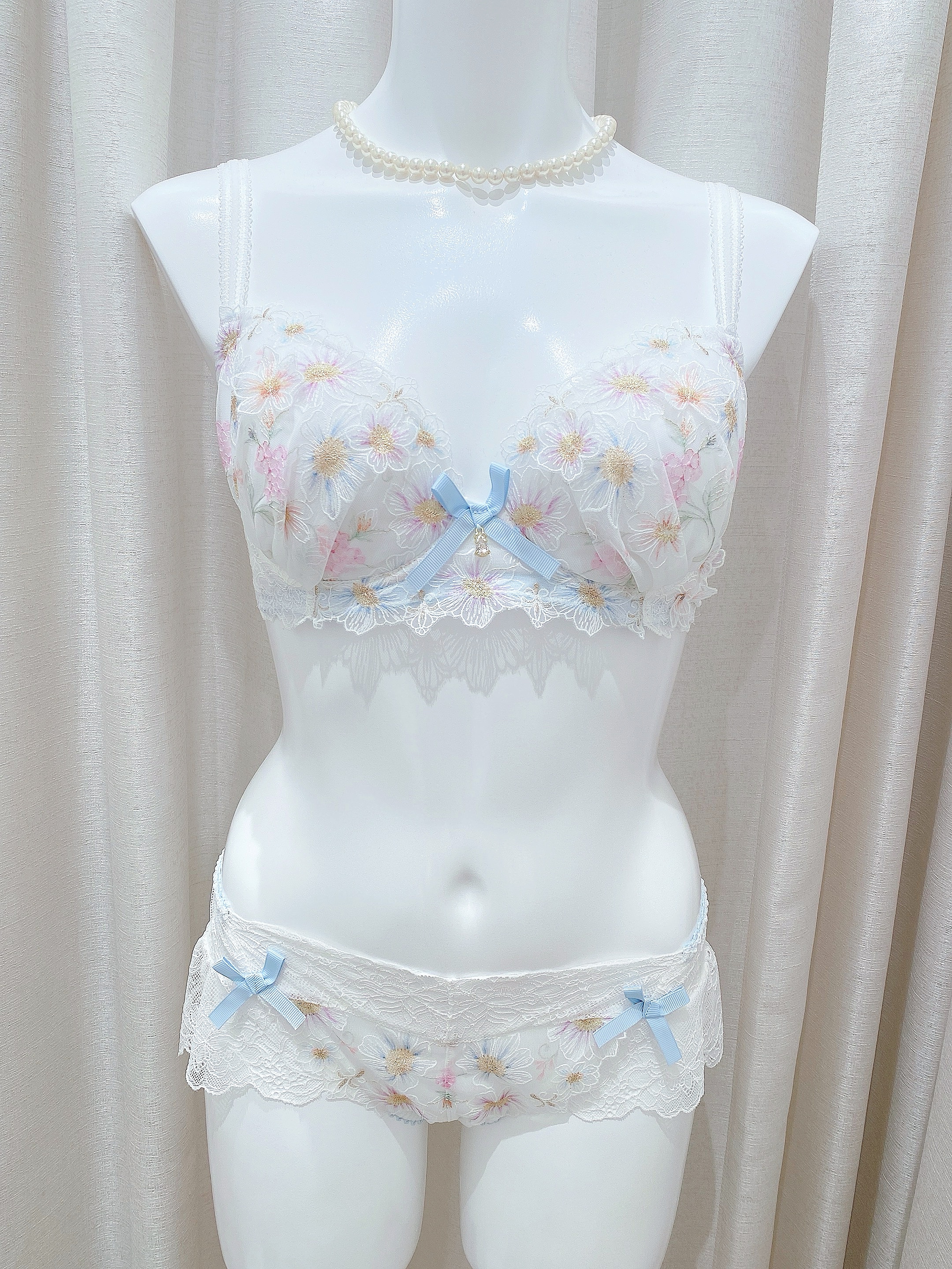 NENE さんの「Risa Magli｜アンネリー ブラジャー (B-C) ＜N Make Type＞」を使ったコーディネート
