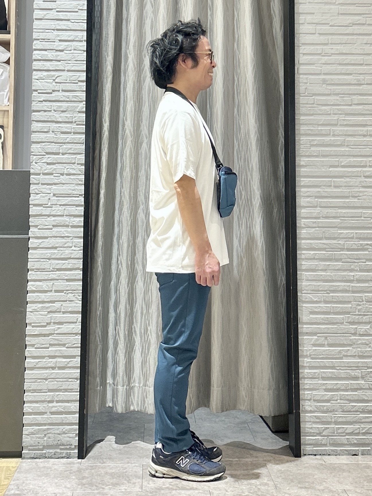 KENJI Iさんの「THE SHOP TK｜COOLロゴ半袖Tシャツ 接触冷感／洗濯機OK」を使ったコーディネート