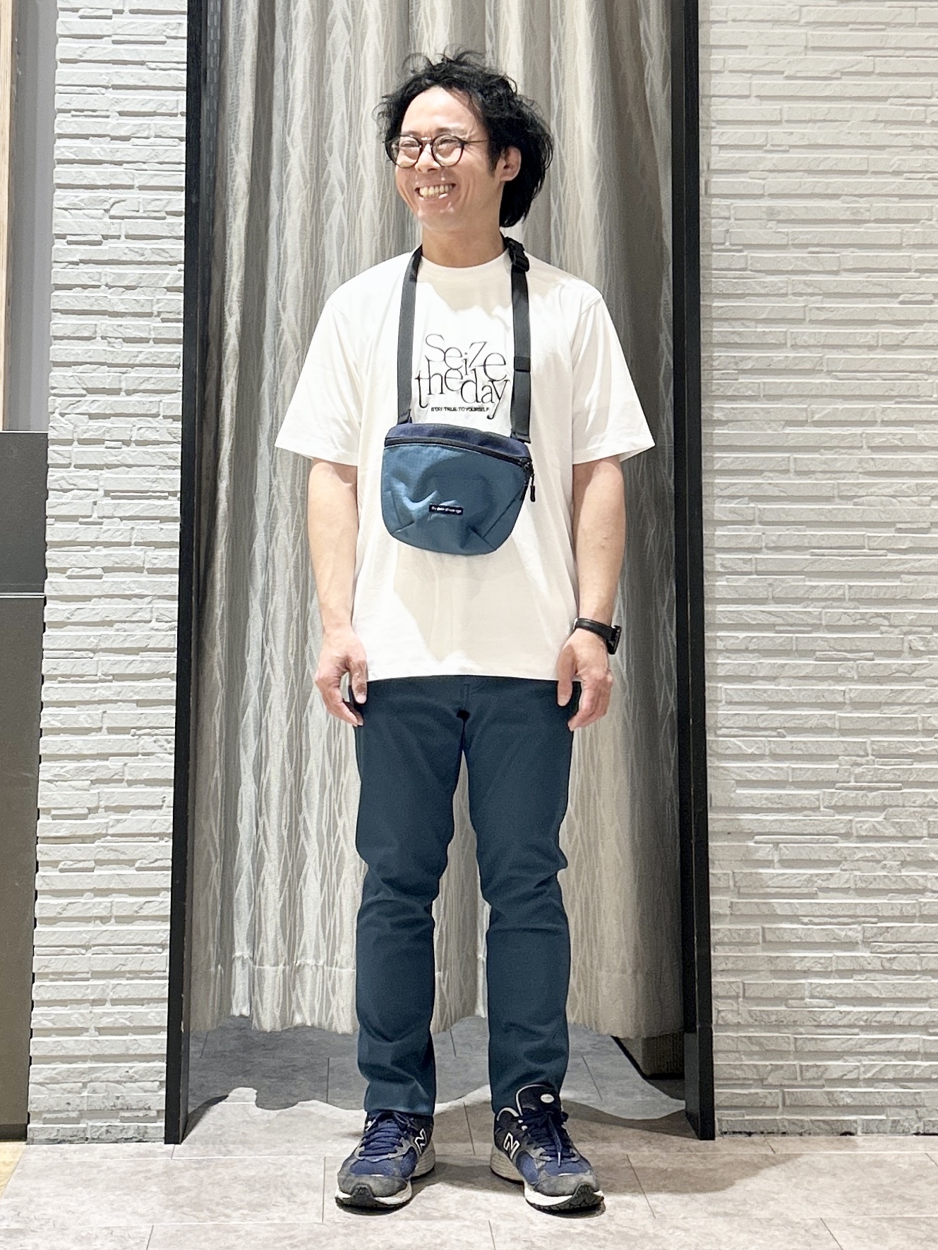 KENJI Iさんの「THE SHOP TK｜COOLロゴ半袖Tシャツ 接触冷感／洗濯機OK」を使ったコーディネート