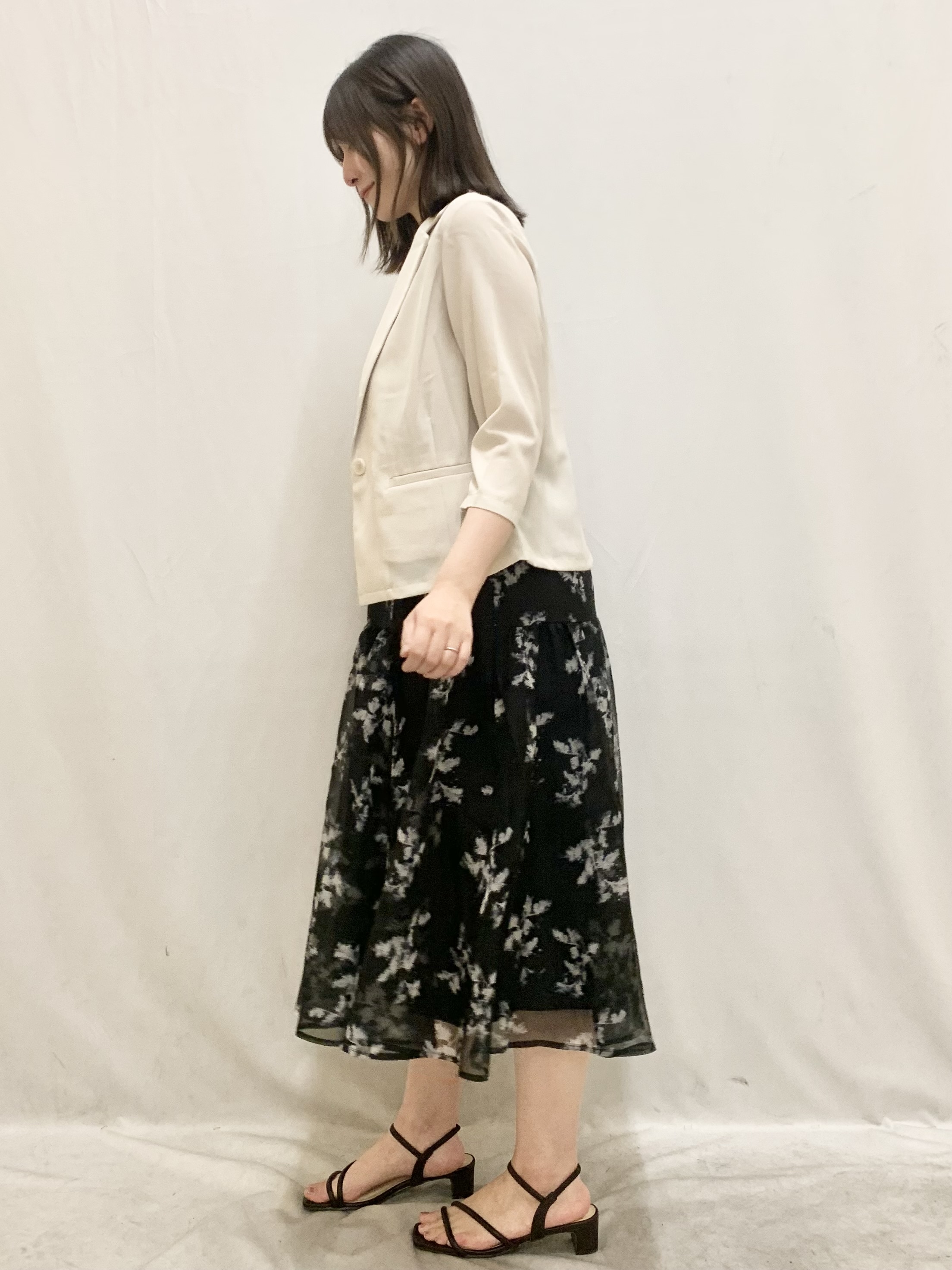 kasumiさんの「index｜【接触冷感／防シワ】ひんやり7分袖テーラードジャケット《洗濯機OK》」を使ったコーディネート