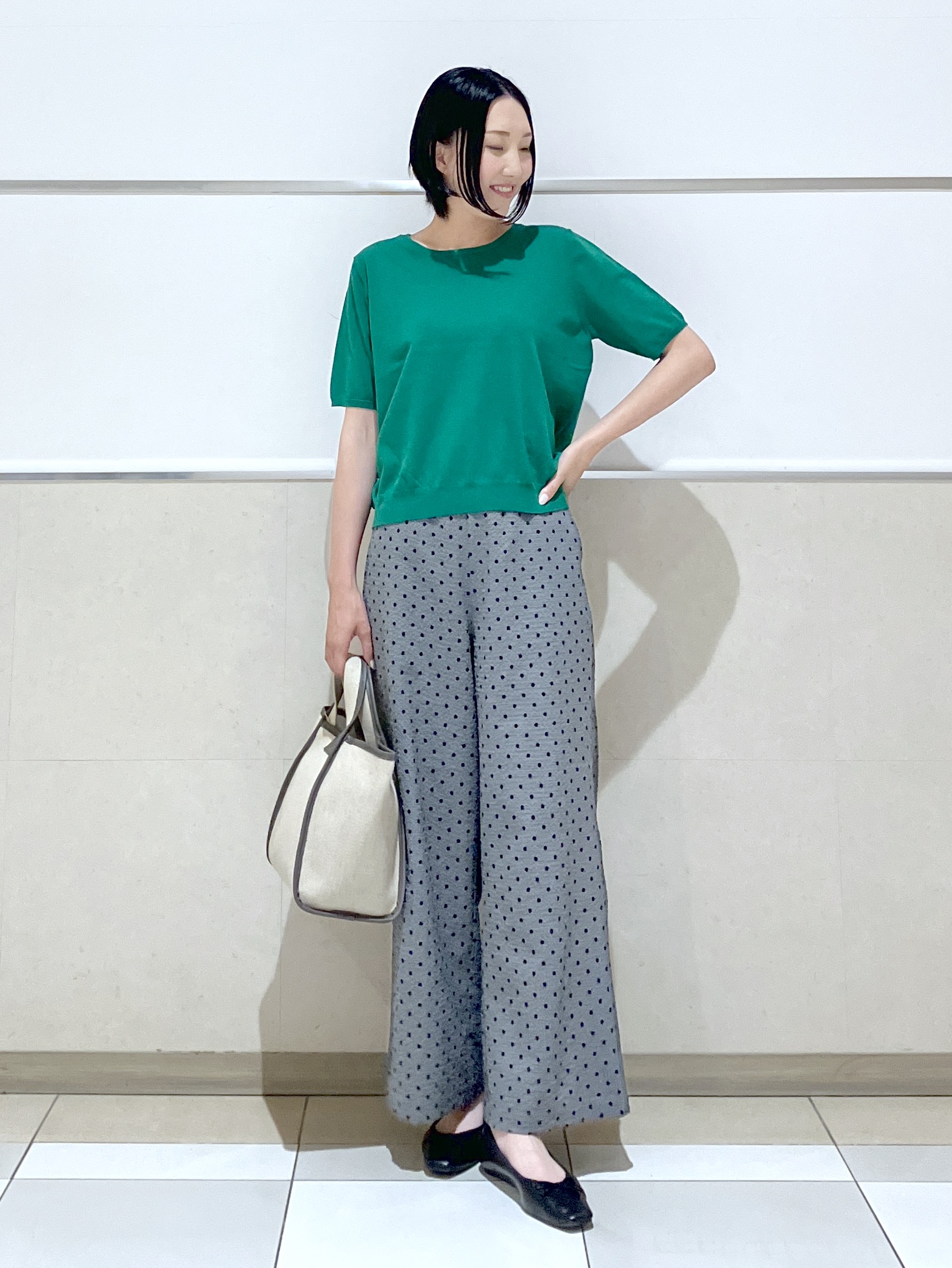 eriko さんの「Dessin｜【9色展開/接触冷感/UVカット】ドライタッチサマーニットT」を使ったコーディネート
