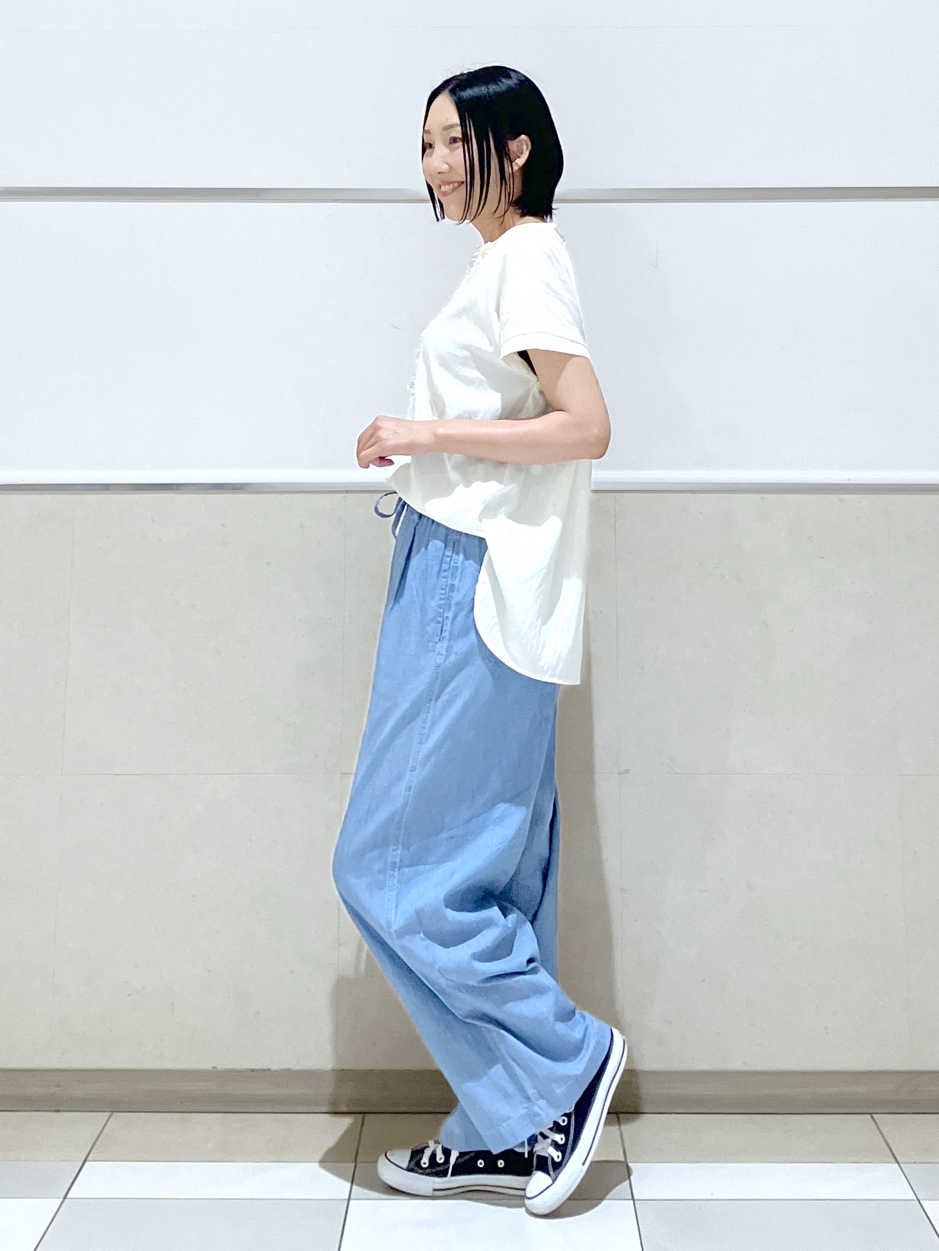 eriko さんの「Dessin｜バンドカラーフロントフリルブラウス」を使ったコーディネート