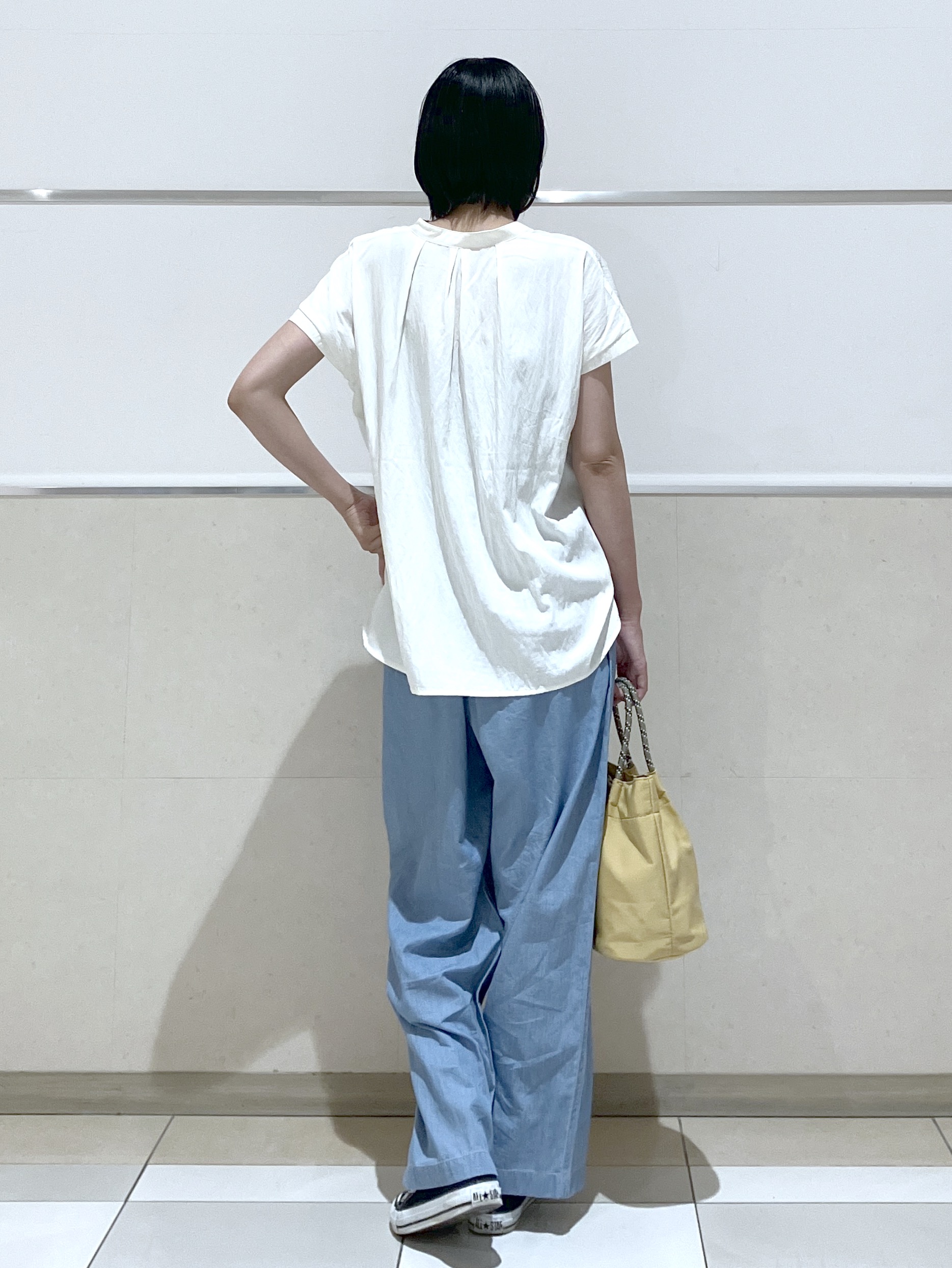 eriko さんの「Dessin｜バンドカラーフロントフリルブラウス」を使ったコーディネート