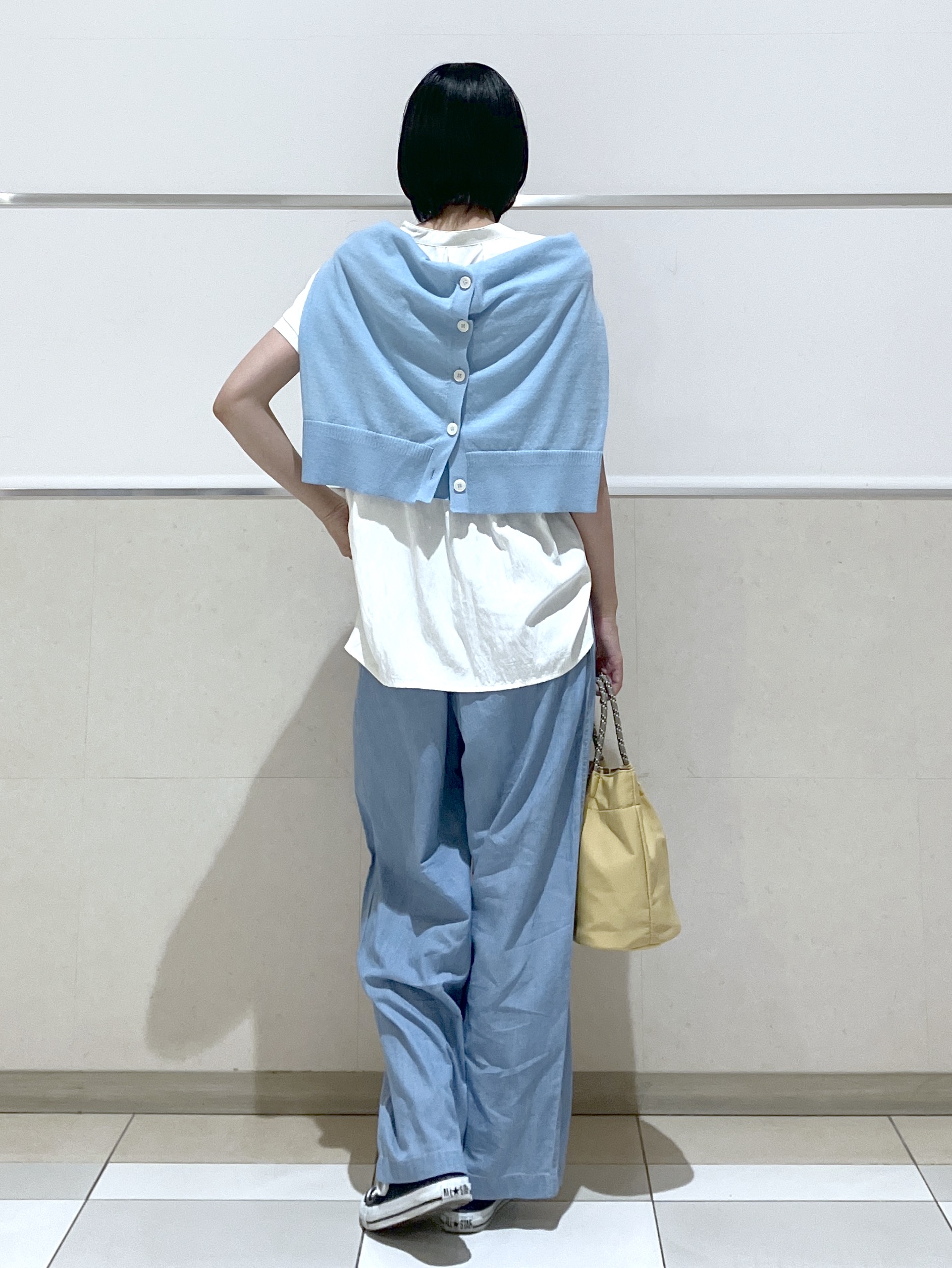 eriko さんの「Dessin｜バンドカラーフロントフリルブラウス」を使ったコーディネート