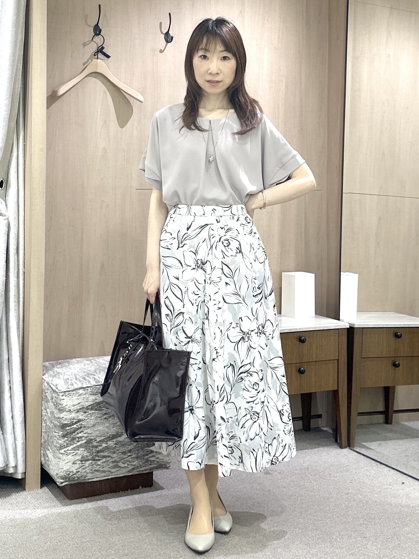 Miwaさんの「UNTITLED｜【アンサンブル可】ラメ混クルーネックカーディガン」を使ったコーディネート