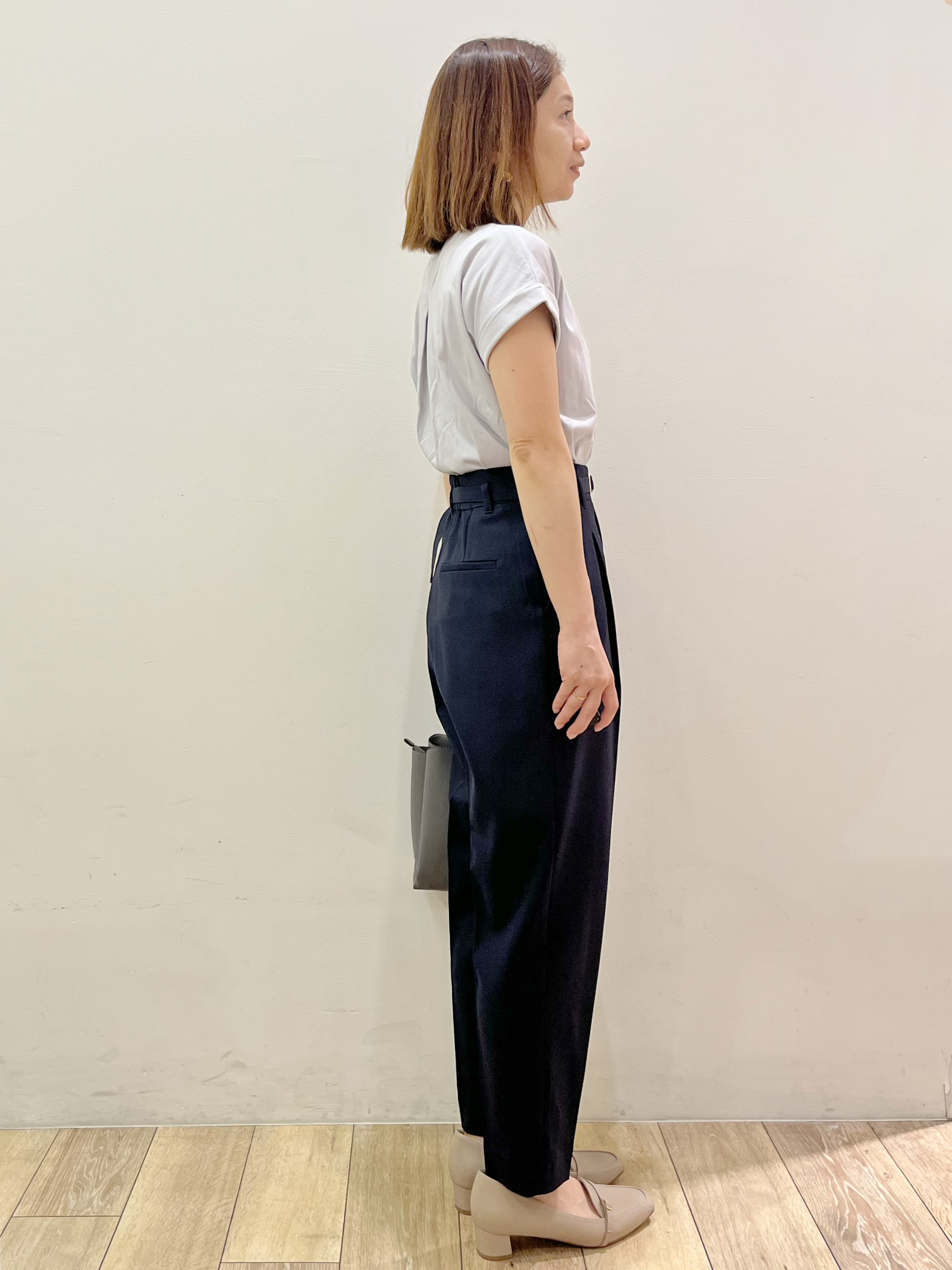kcさんの「OPAQUE.CLIP｜【接触冷感／UV】ワンポイント刺繍Tシャツ《7col／XS~3L／洗濯機OK》」を使ったコーディネート