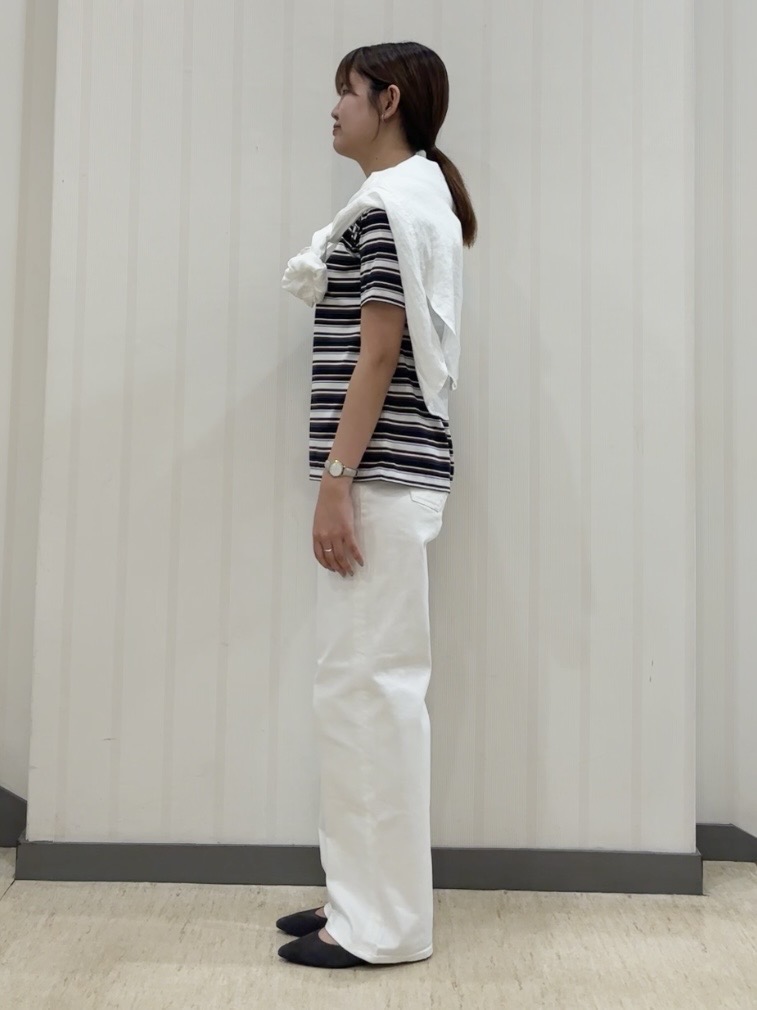 ちひさんの「INDIVI｜【褒められデニム】ワイドストレート デニムパンツ」を使ったコーディネート