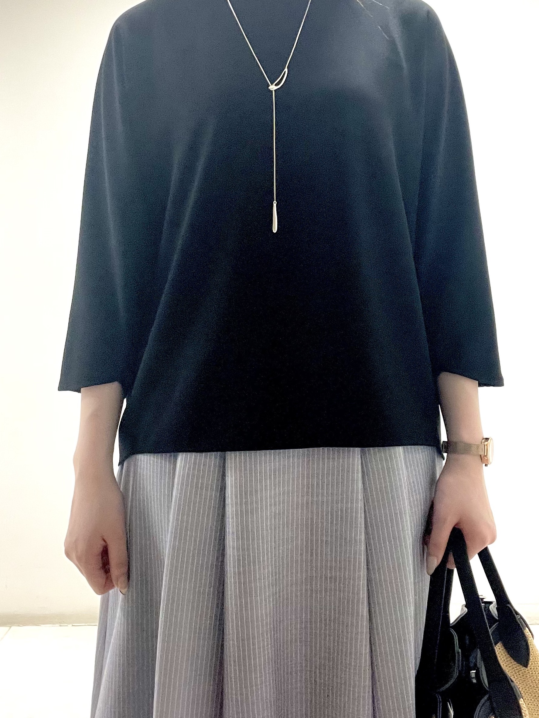 mさんの「INDIVI｜【さらに軽く軽快！／着る日傘】ドルマントップス」を使ったコーディネート