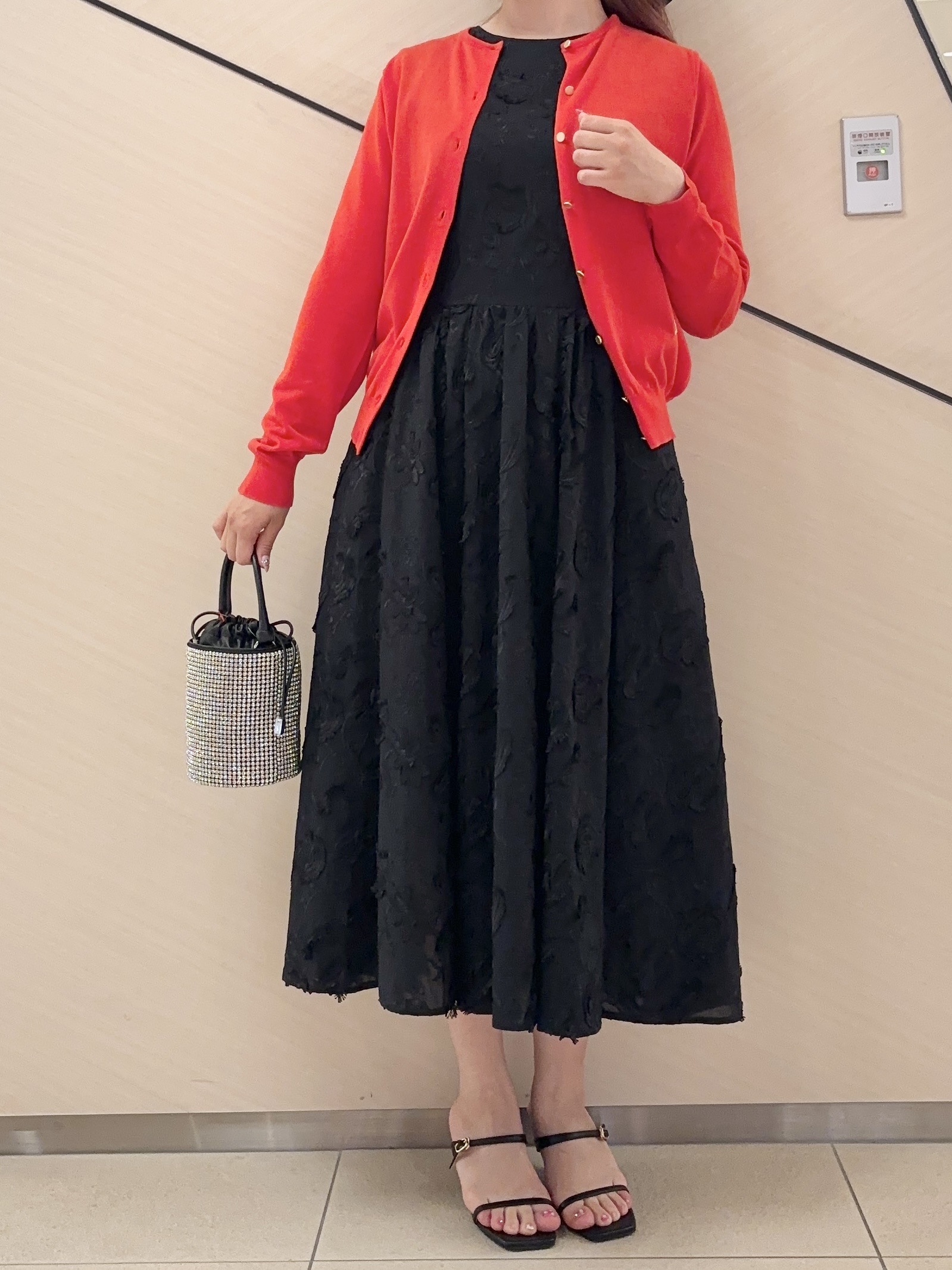 Rinaさんの「DRESSTERIOR｜【ウォッシャブル】コットン エンブロイダリードレス」を使ったコーディネート