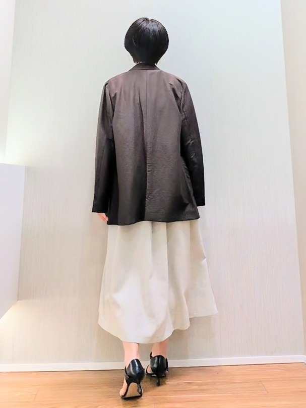 ミズタさんの「UNTITLED｜【程よいシアー感/洗える】エアリーバイオジャケット」を使ったコーディネート